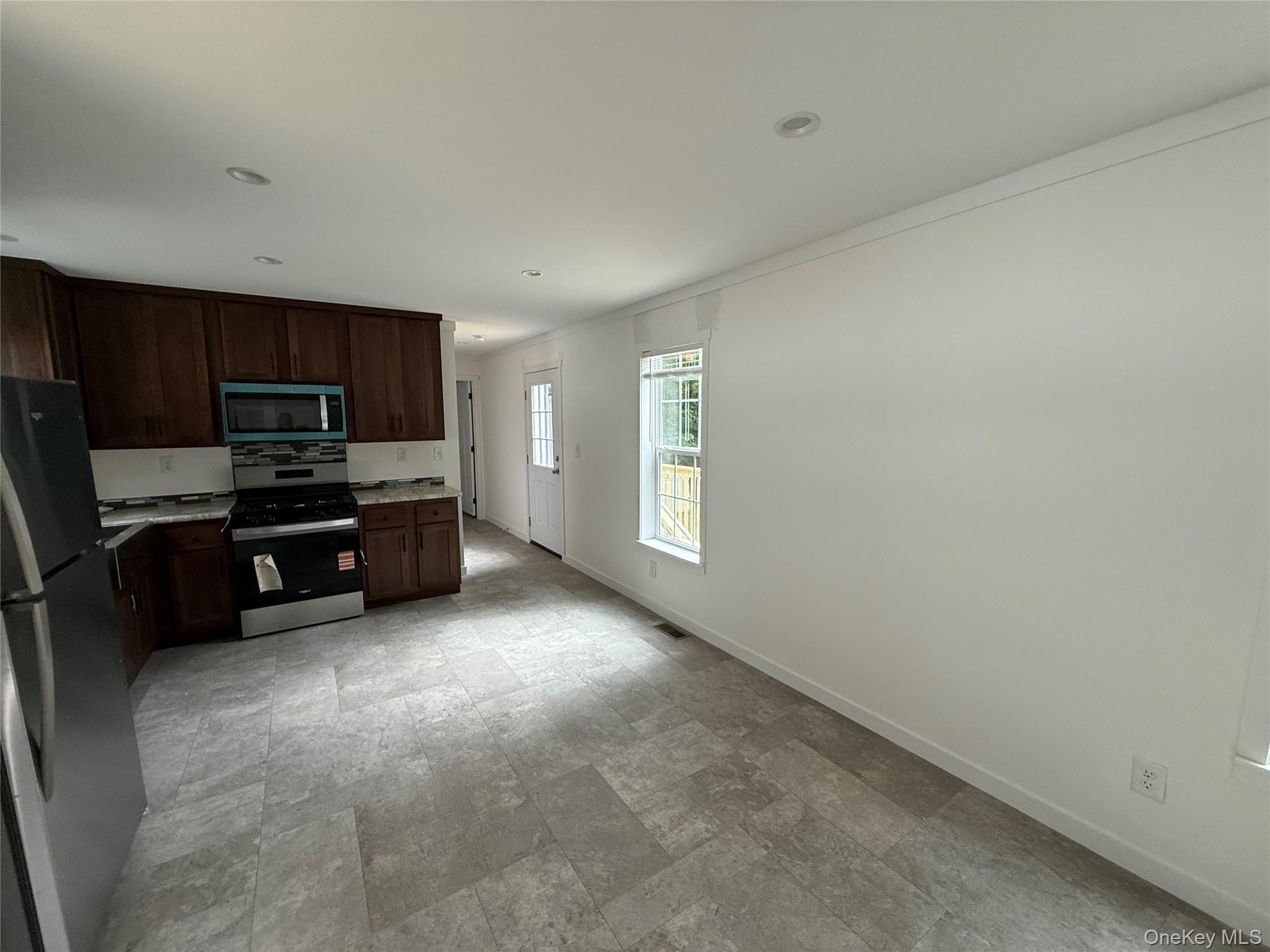 Single Family Forest Park  Ulster County, NY 12589, MLS-910303-5