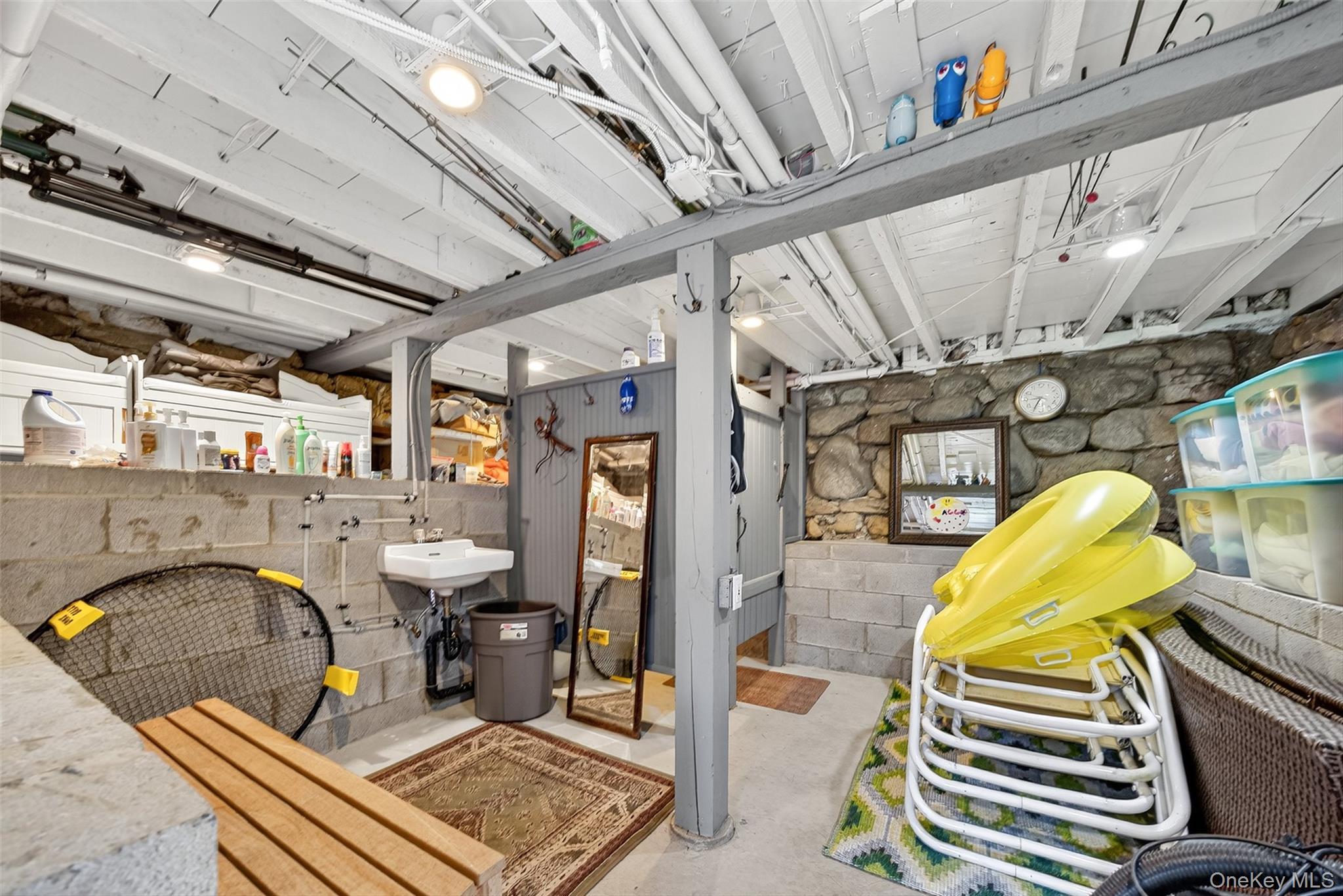 Single Family Eagle Valley Rockland County, NY 10974, MLS-910305-44