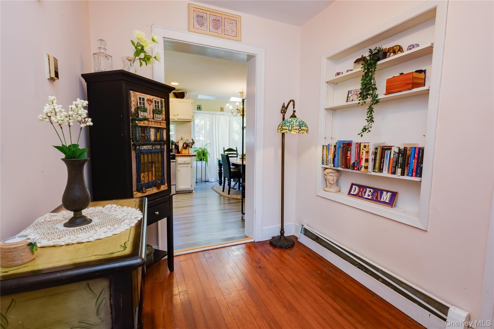 Single Family Beacon Suffolk County, NY 11789, MLS-910311-10