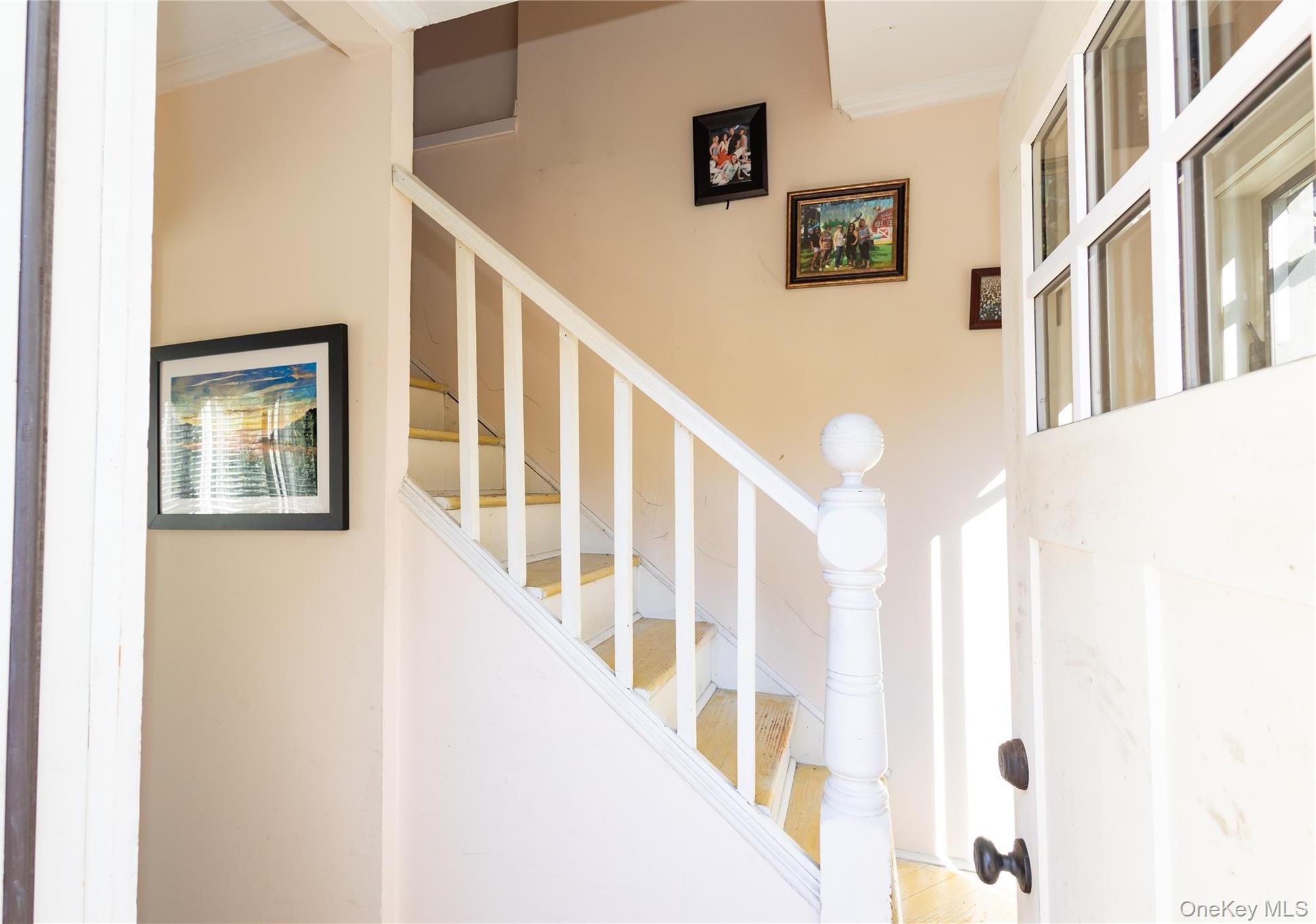 Single Family Beacon Suffolk County, NY 11789, MLS-910311-17