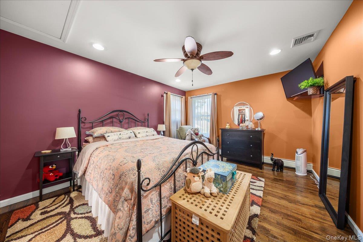 Single Family Washington  Suffolk County, NY 11717, MLS-910355-20