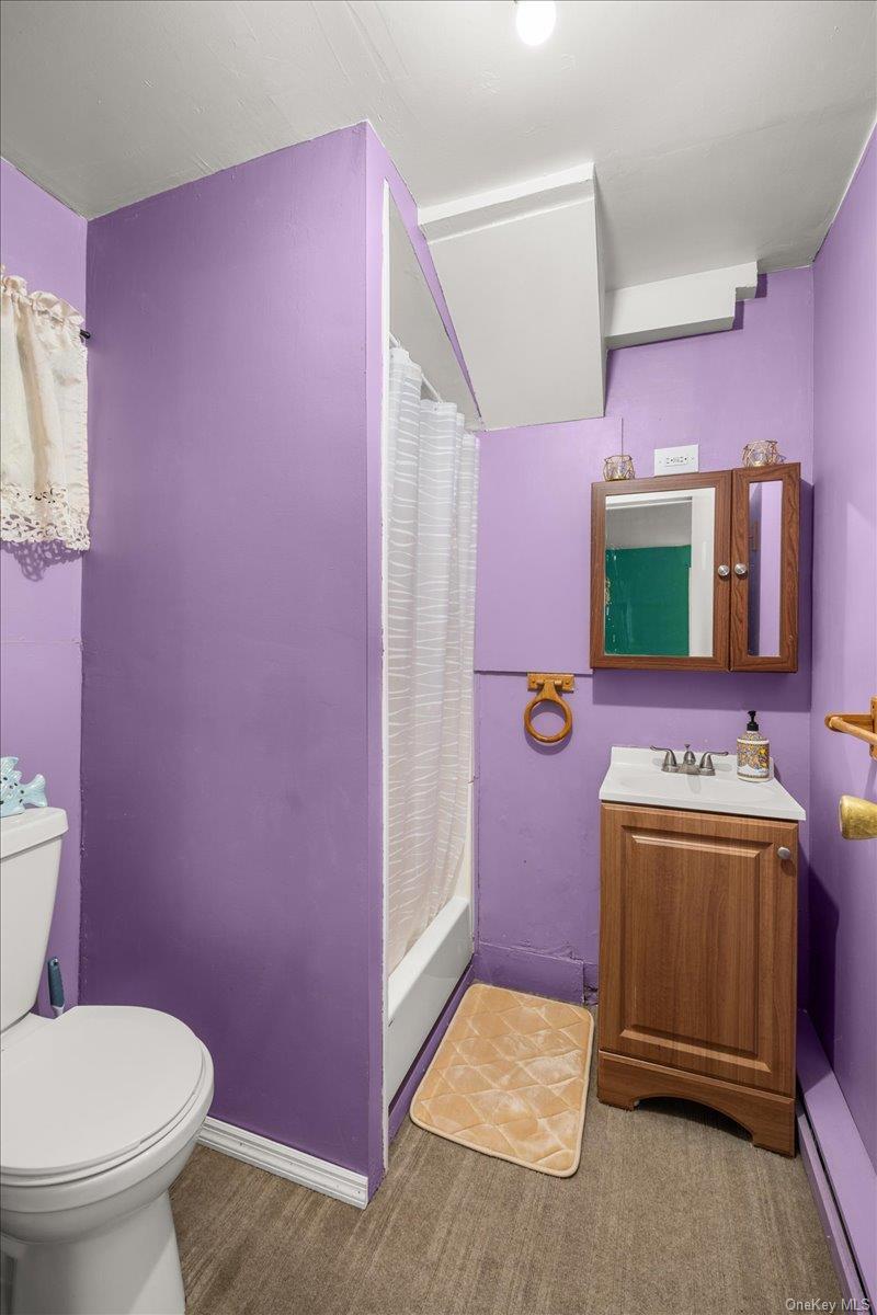 Single Family Washington  Suffolk County, NY 11717, MLS-910355-22