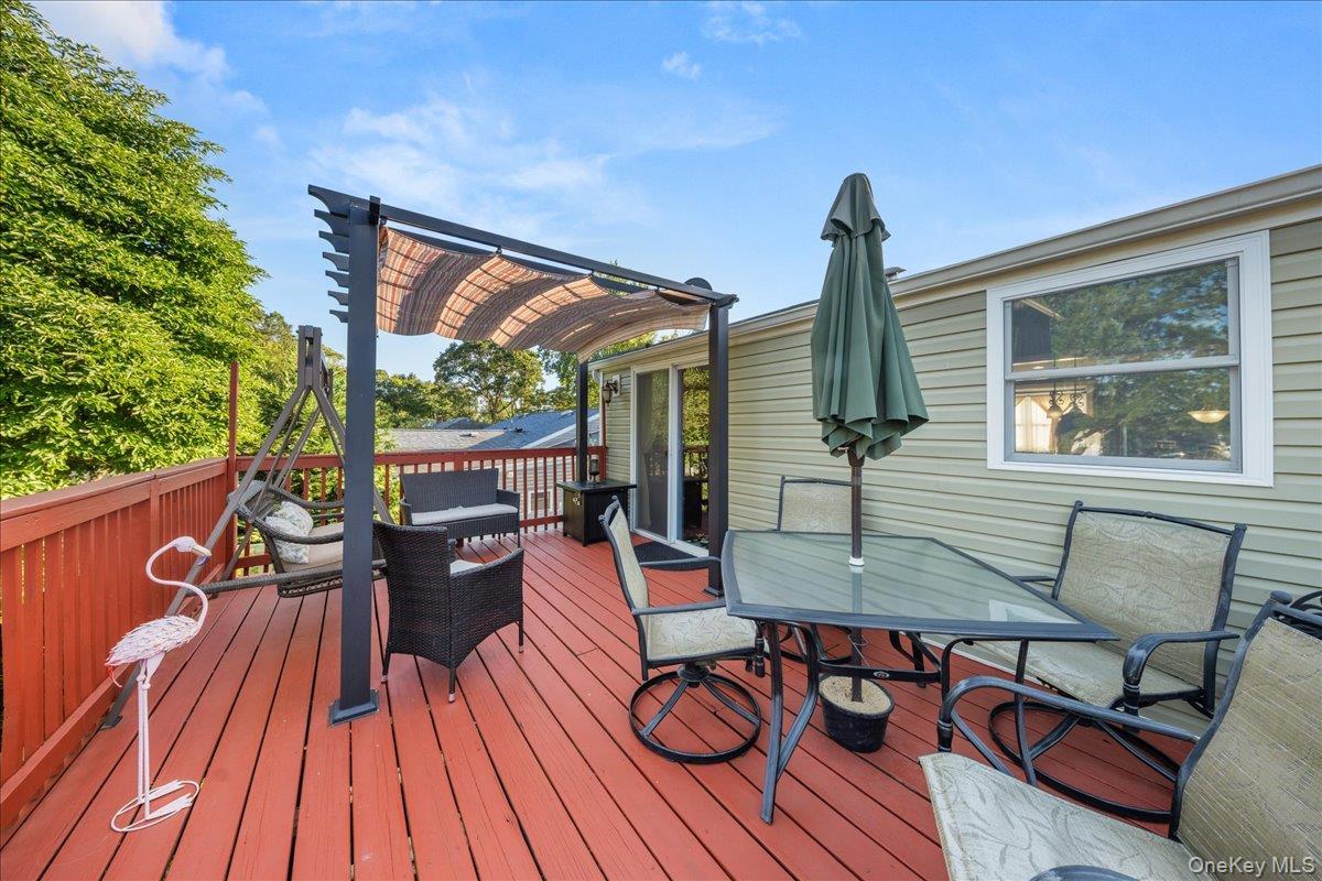 Single Family Washington  Suffolk County, NY 11717, MLS-910355-28