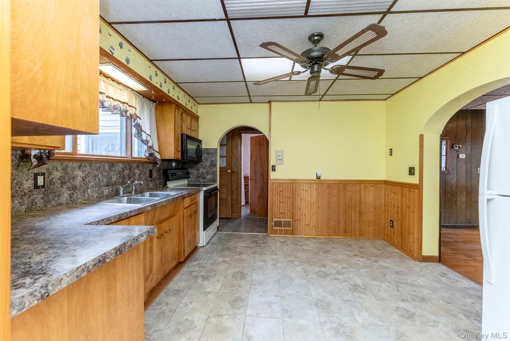 Single Family Maple  Ulster County, NY 12471, MLS-910410-16