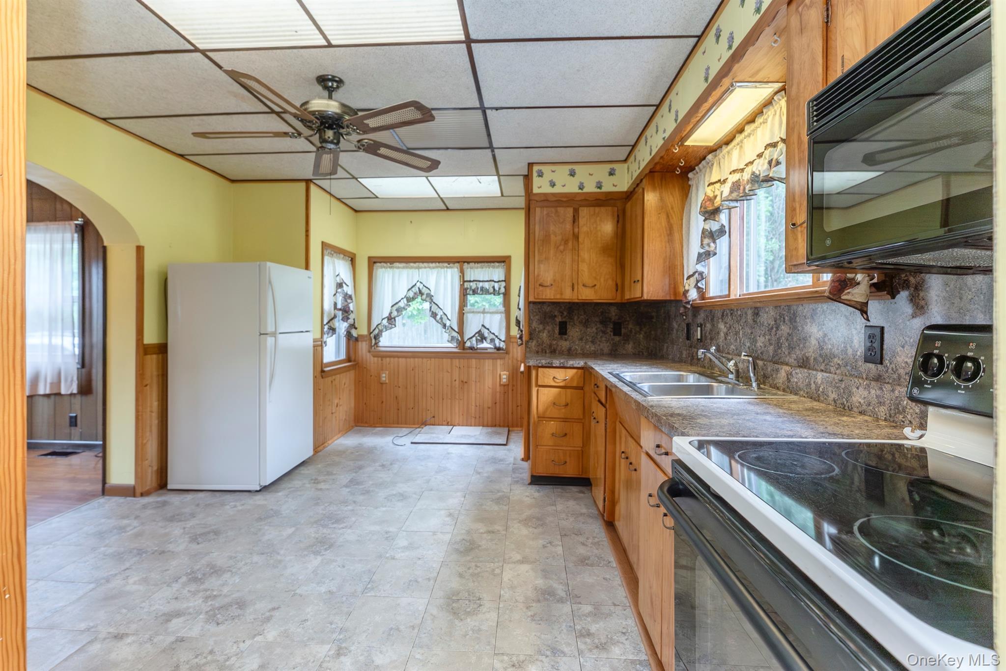 Single Family Maple  Ulster County, NY 12471, MLS-910410-17