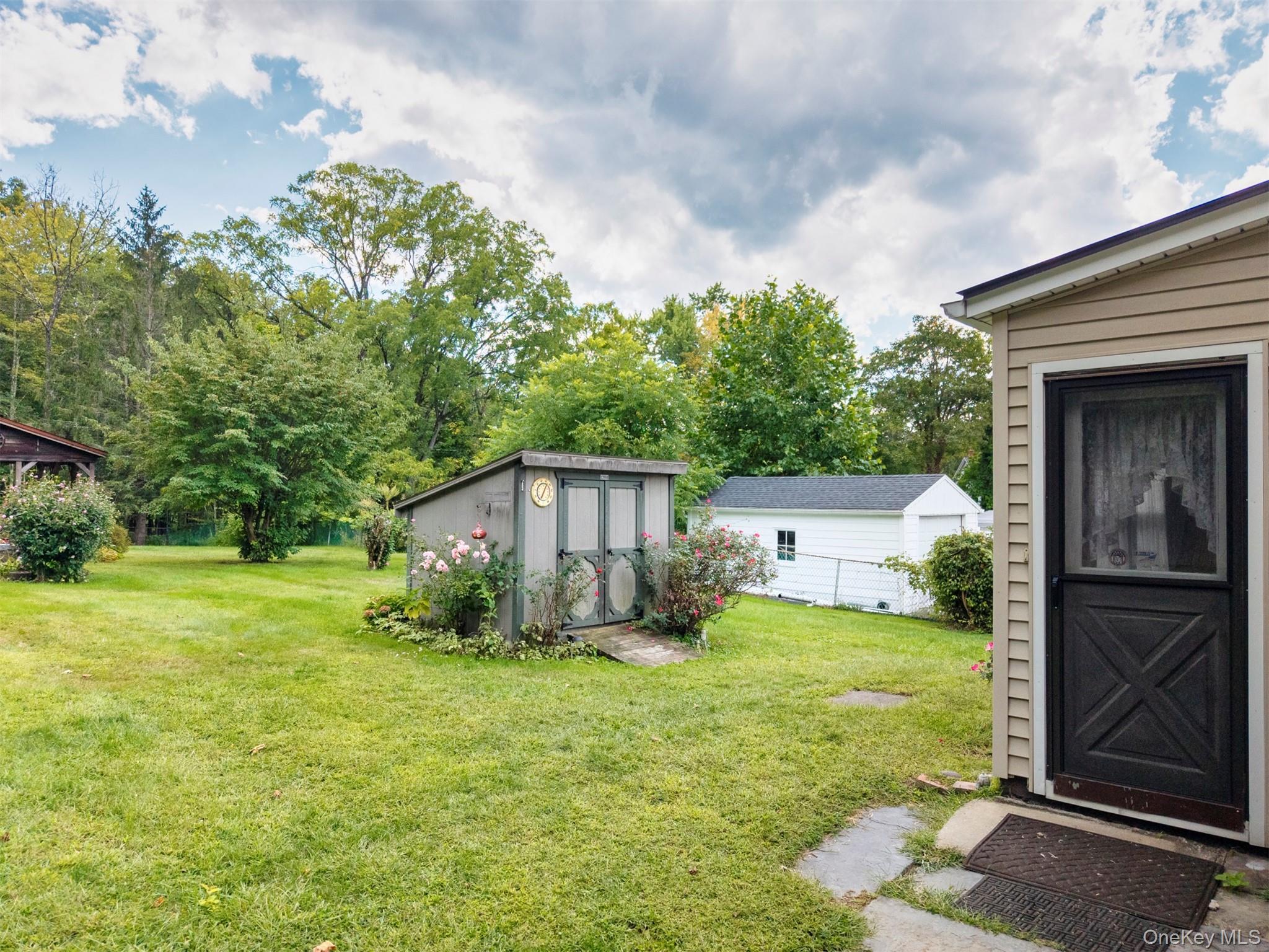 Single Family Maple  Ulster County, NY 12471, MLS-910410-34