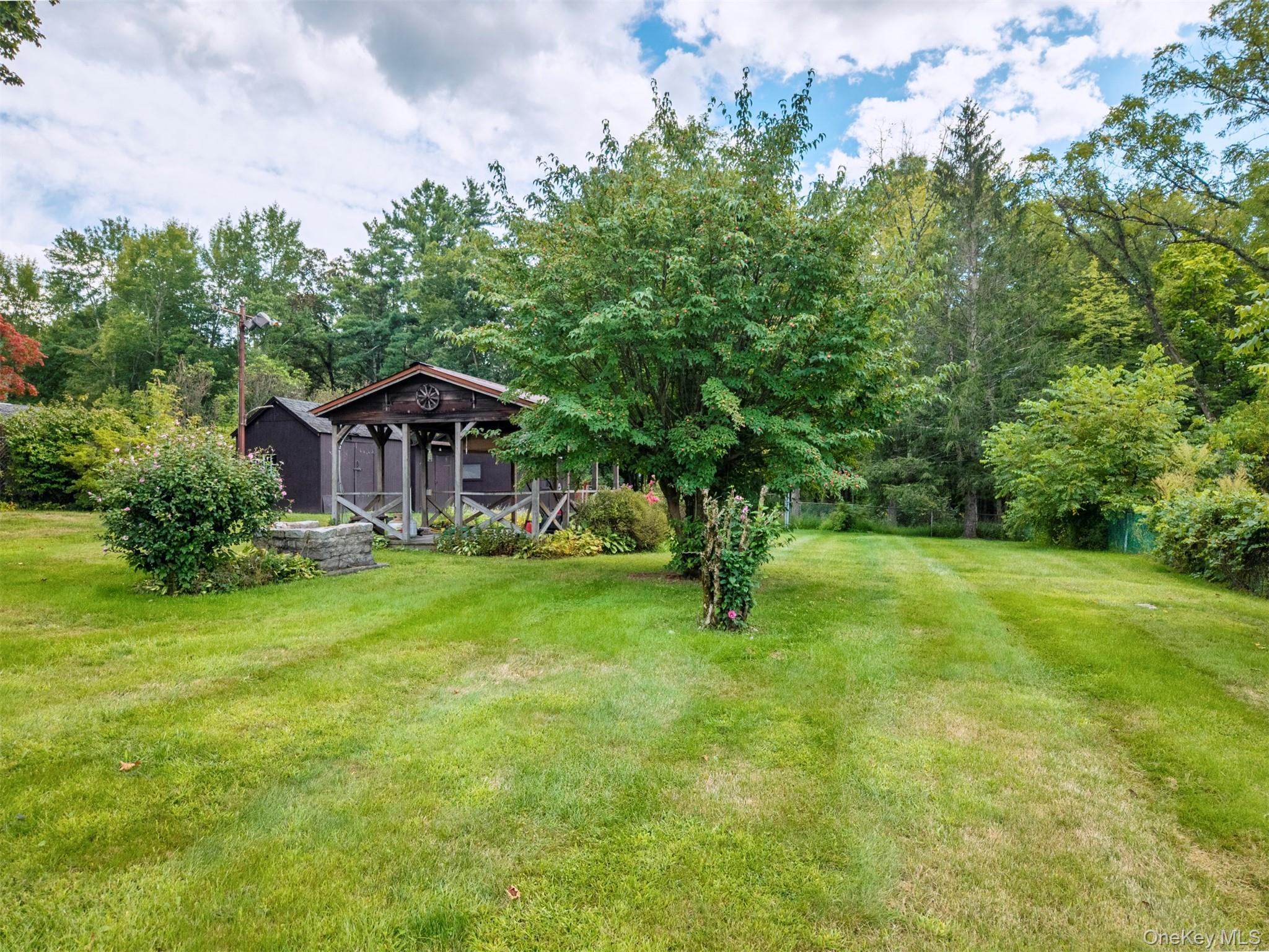 Single Family Maple  Ulster County, NY 12471, MLS-910410-35