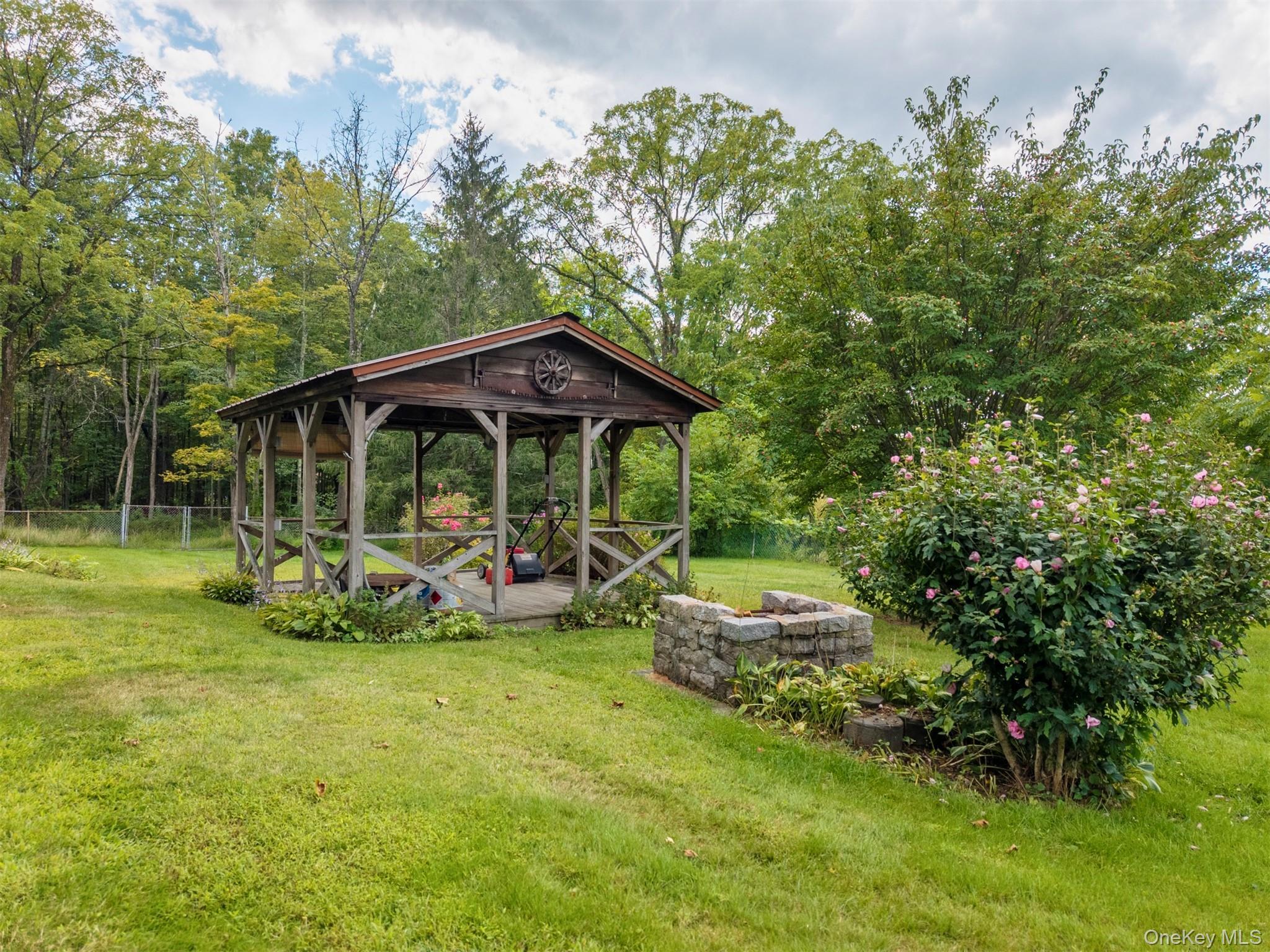 Single Family Maple  Ulster County, NY 12471, MLS-910410-36