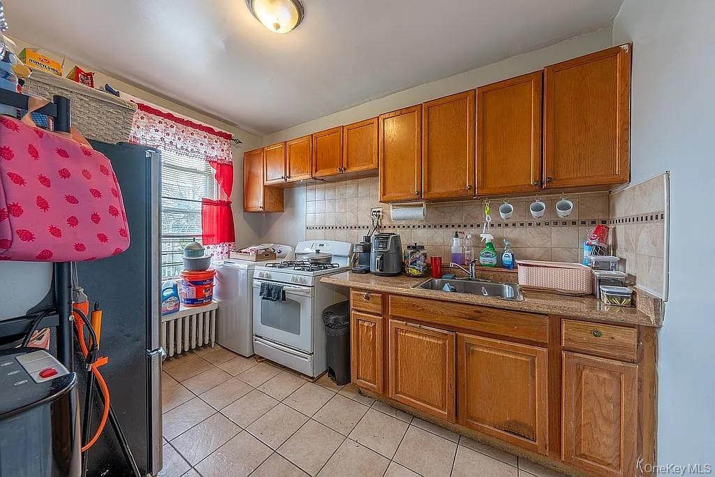 Single Family 88th Street  Queens, NY 11416, MLS-910418-11