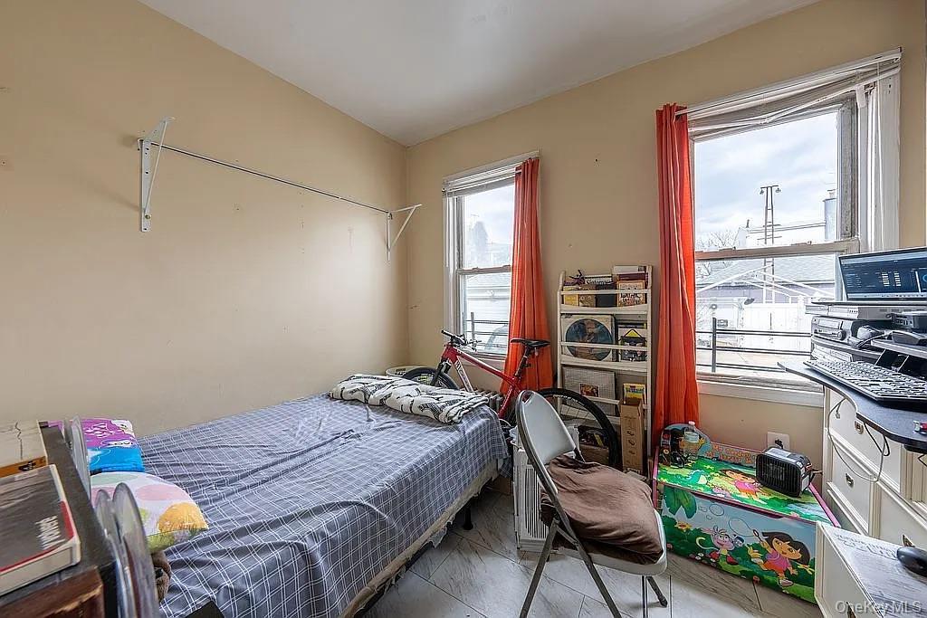 Single Family 88th Street  Queens, NY 11416, MLS-910418-8