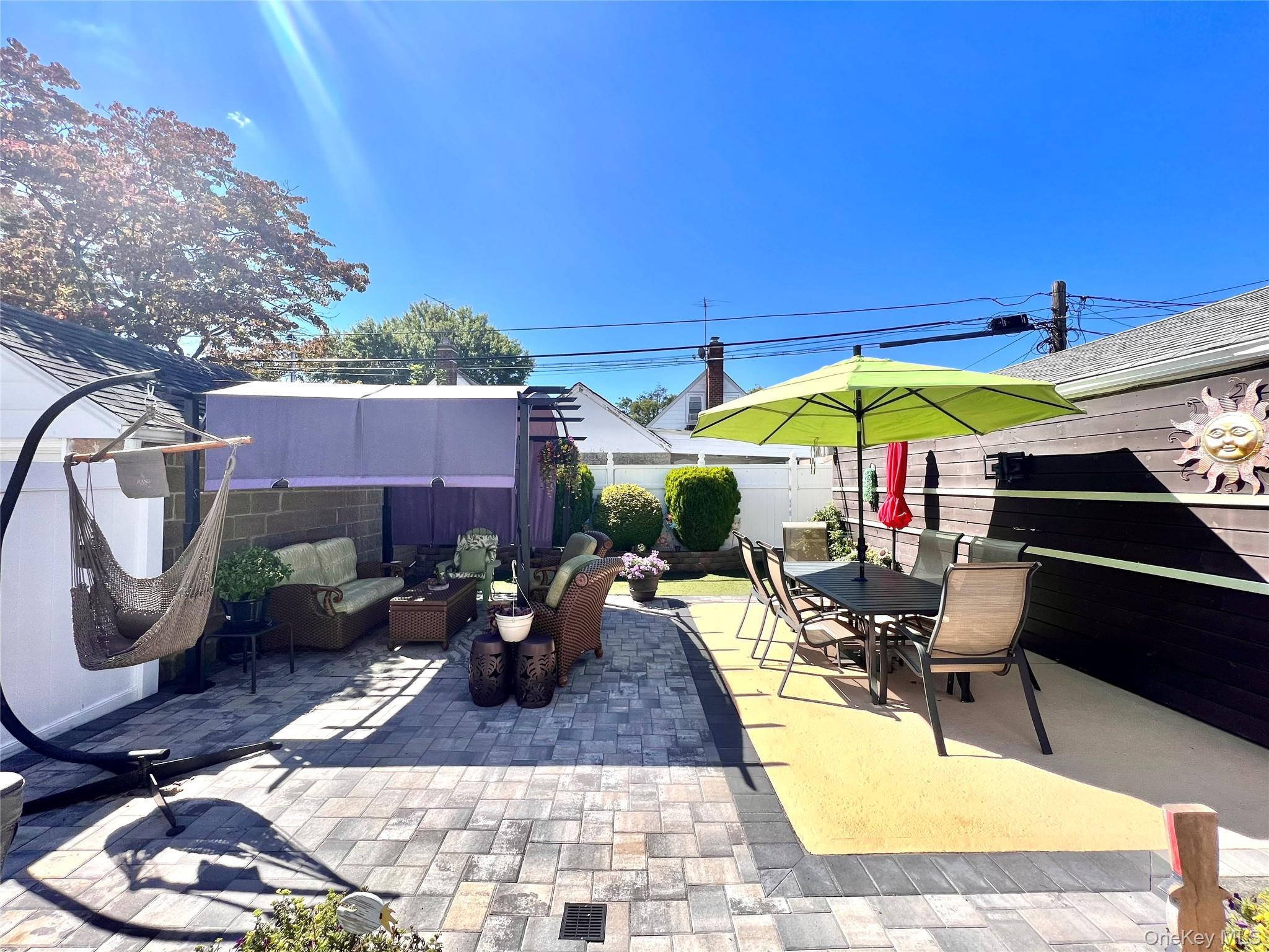 Single Family 251st Queens, NY 11426, MLS-910441-29