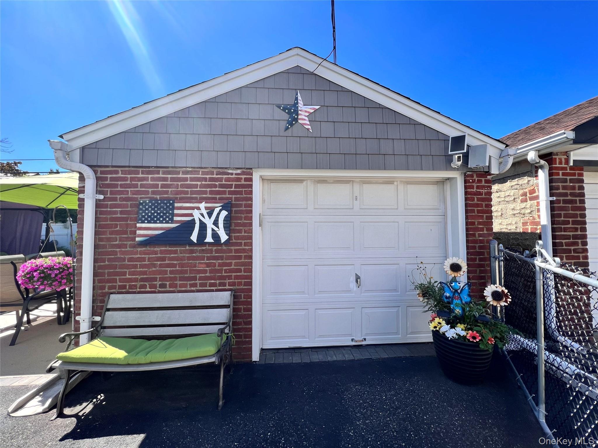 Single Family 251st  Queens, NY 11426, MLS-910441-33