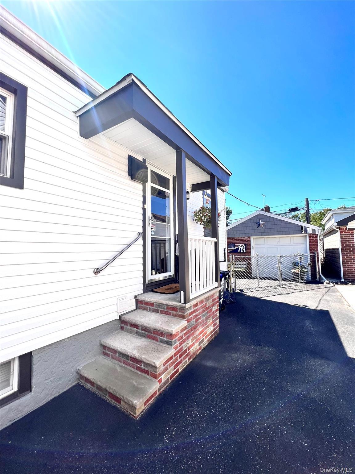 Single Family 251st Queens, NY 11426, MLS-910441-5