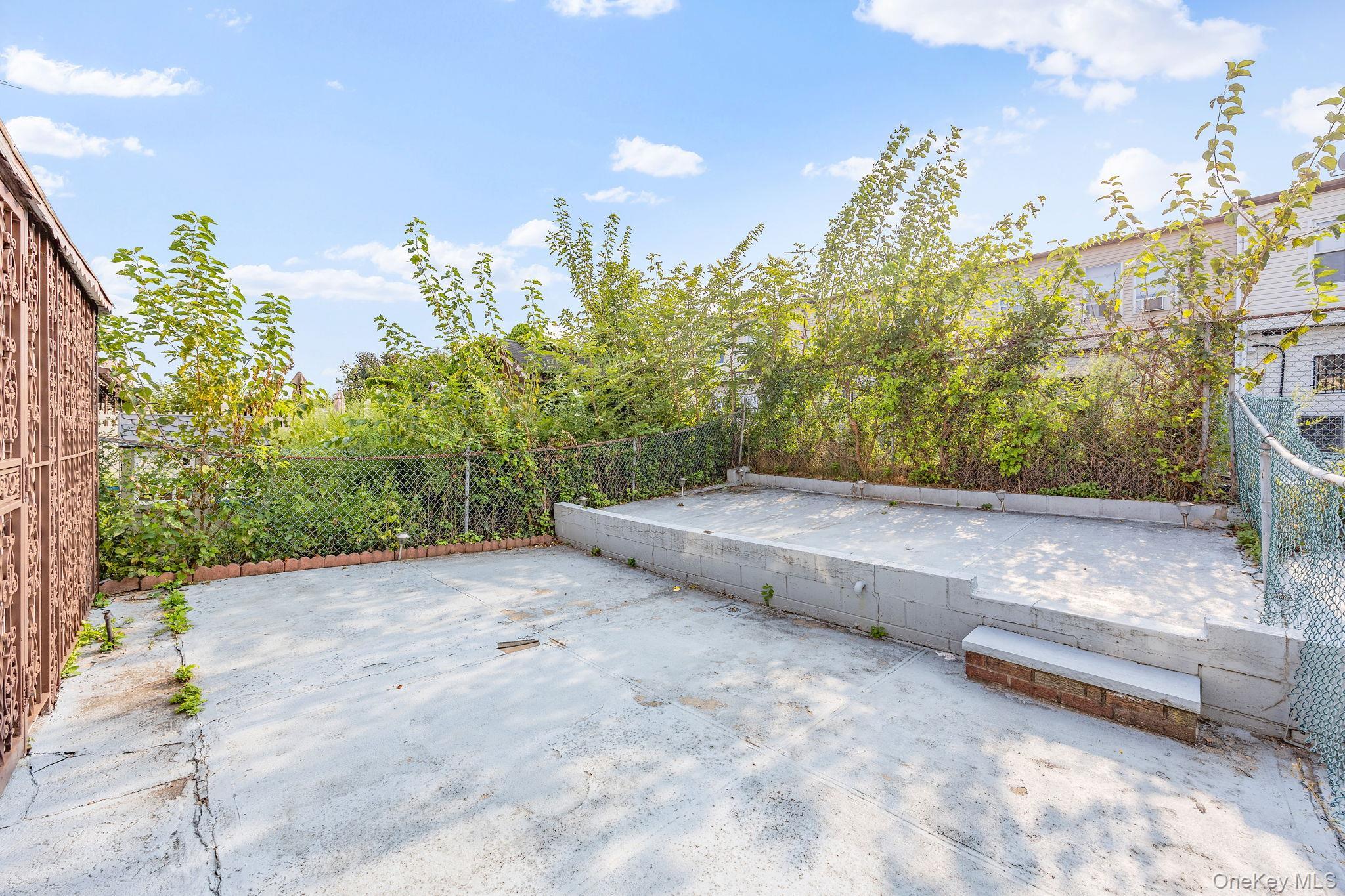 Single Family Herzl  Brooklyn, NY 11212, MLS-910444-18