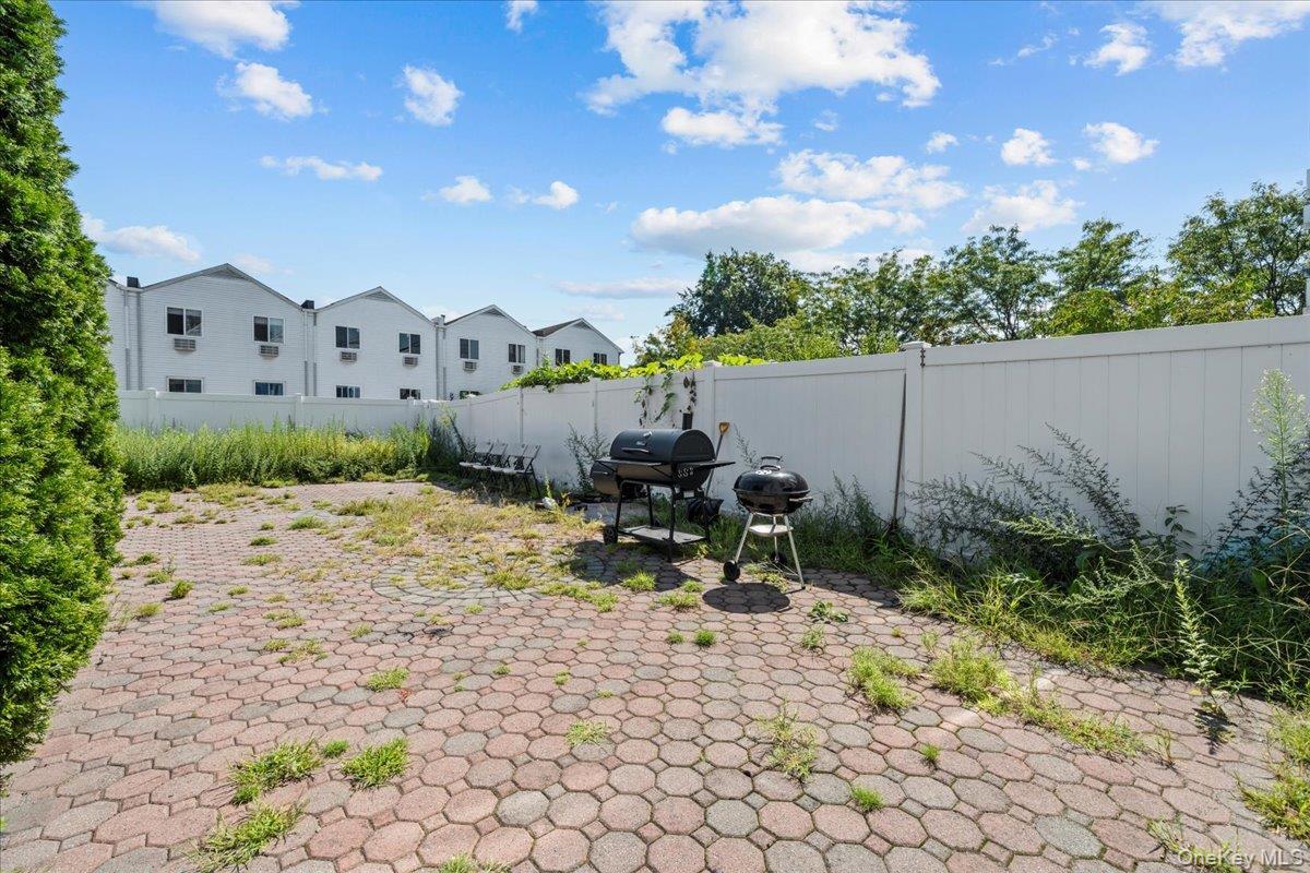 Single Family Bolton Bronx, NY 10473, MLS-910477-10