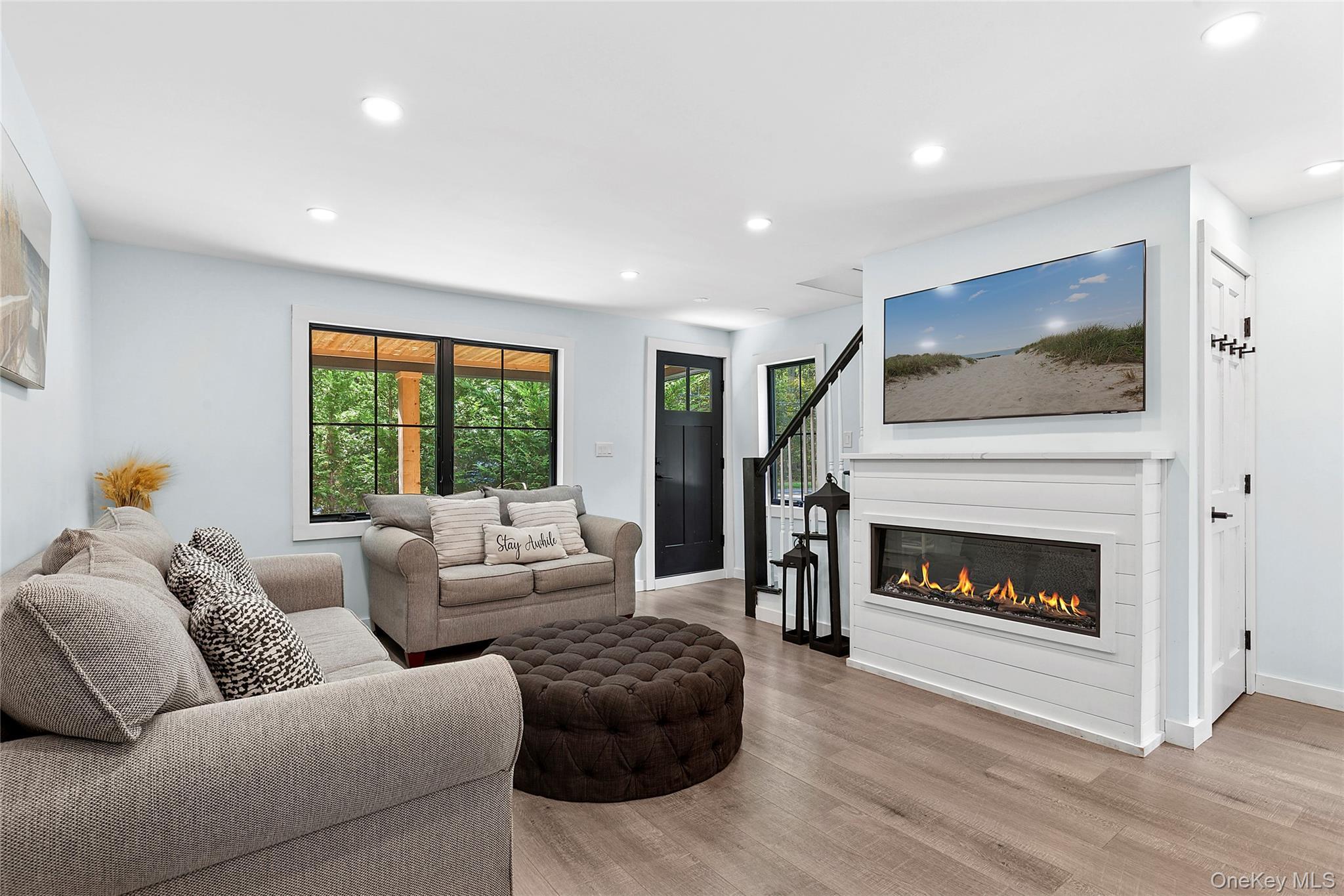 Single Family Main  Suffolk County, NY 11944, MLS-910480-3