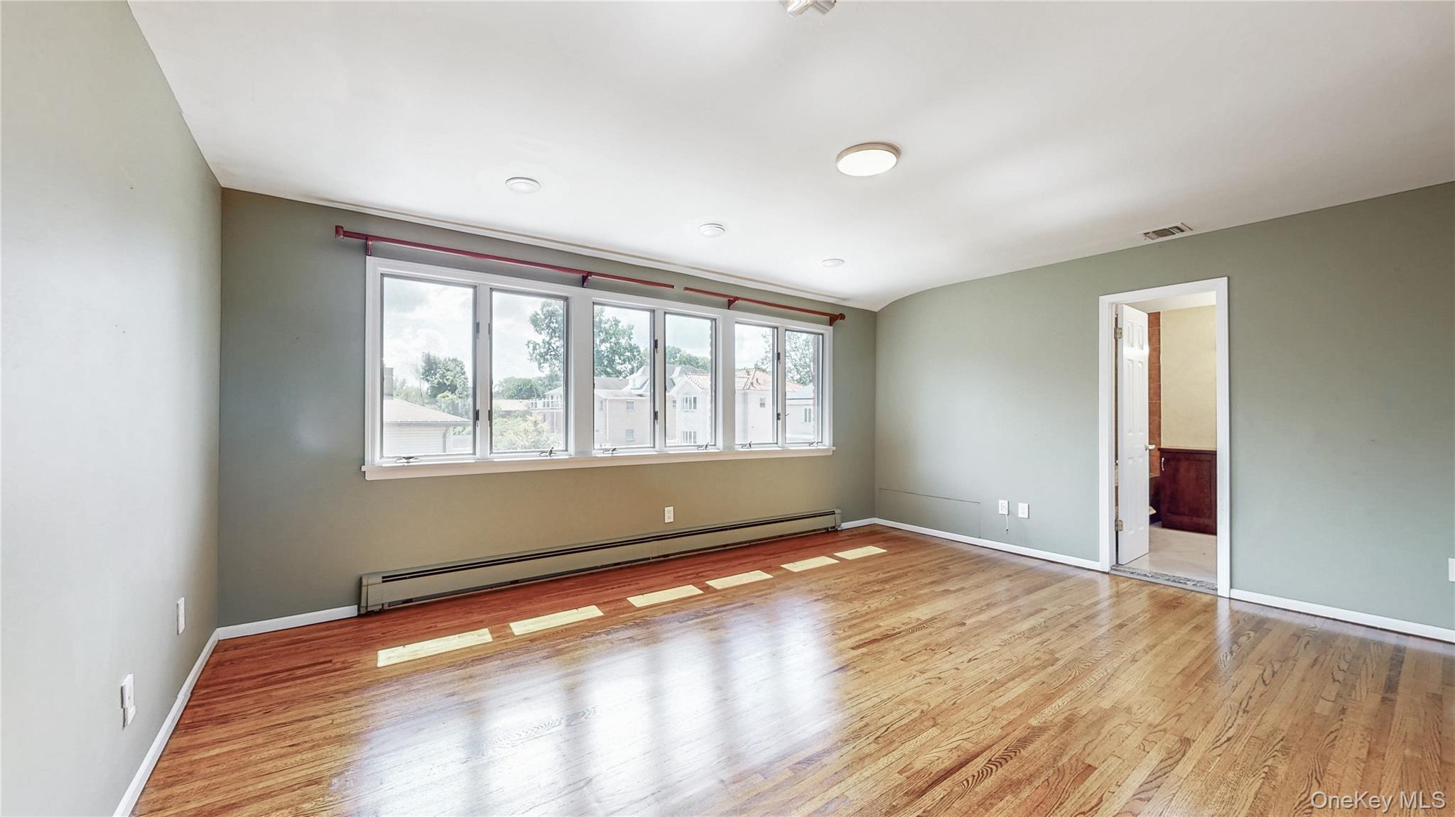 Single Family 29th Queens, NY 11360, MLS-910489-11