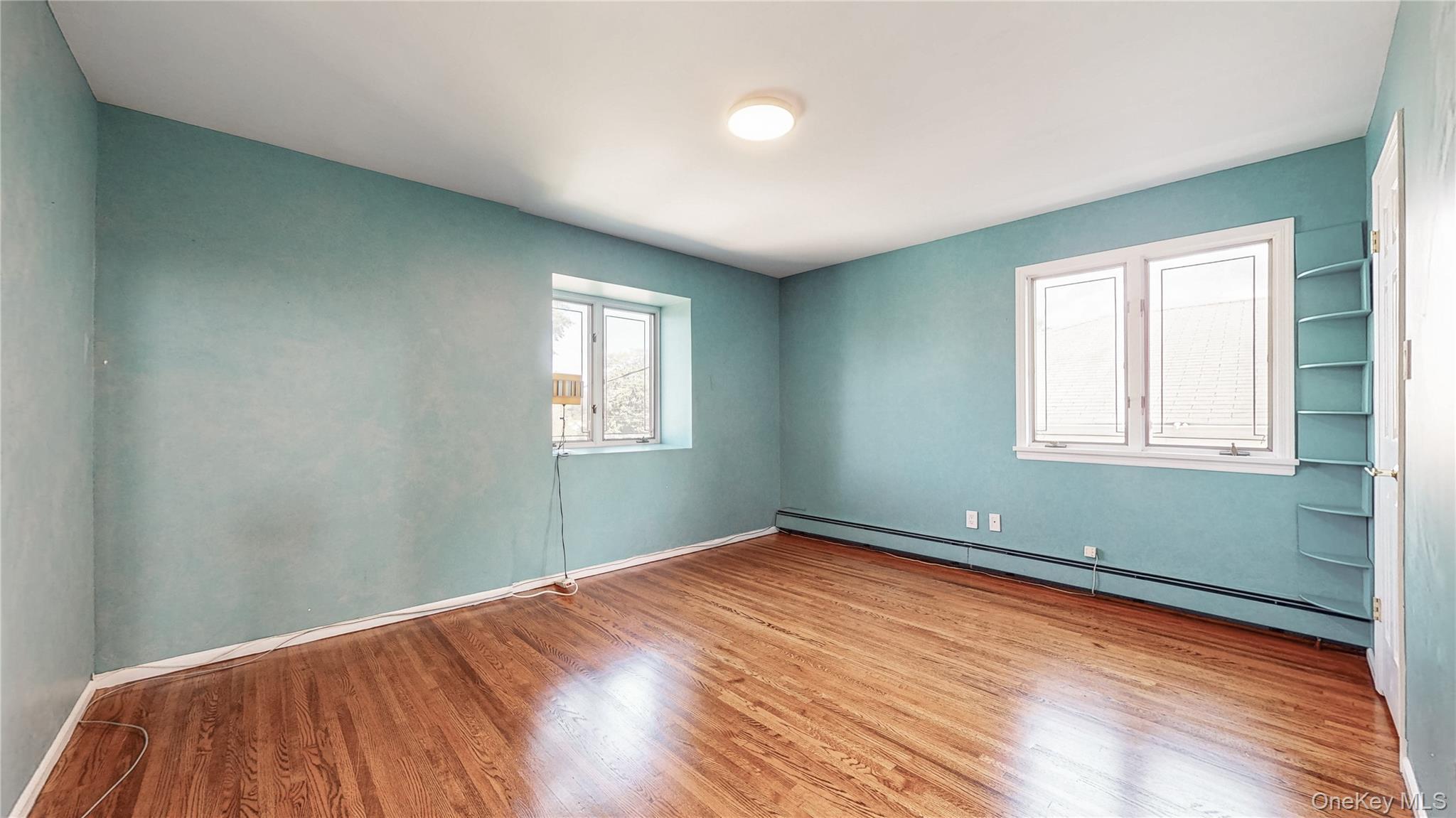 Single Family 29th Queens, NY 11360, MLS-910489-15