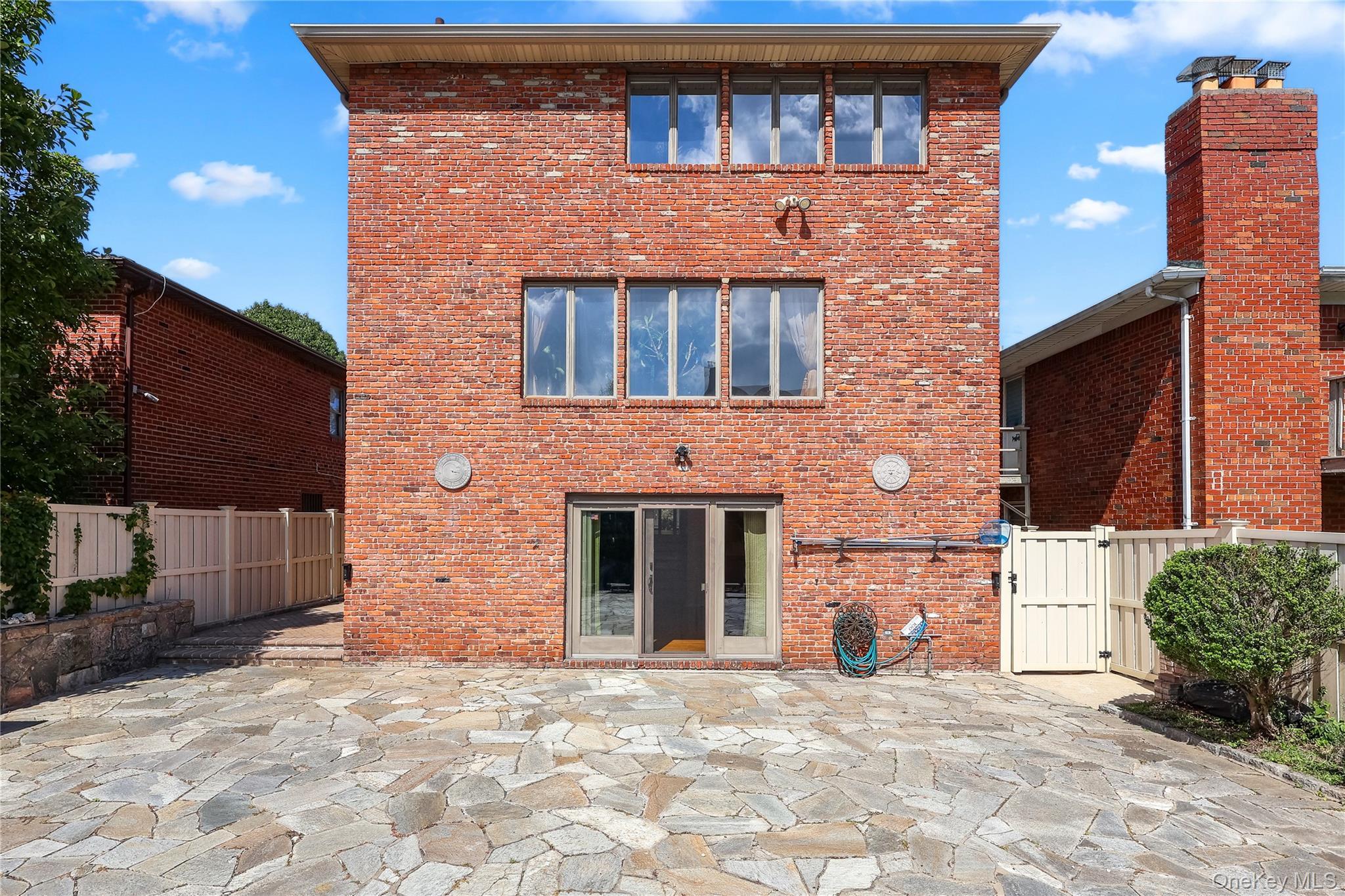 Single Family 29th Queens, NY 11360, MLS-910489-18