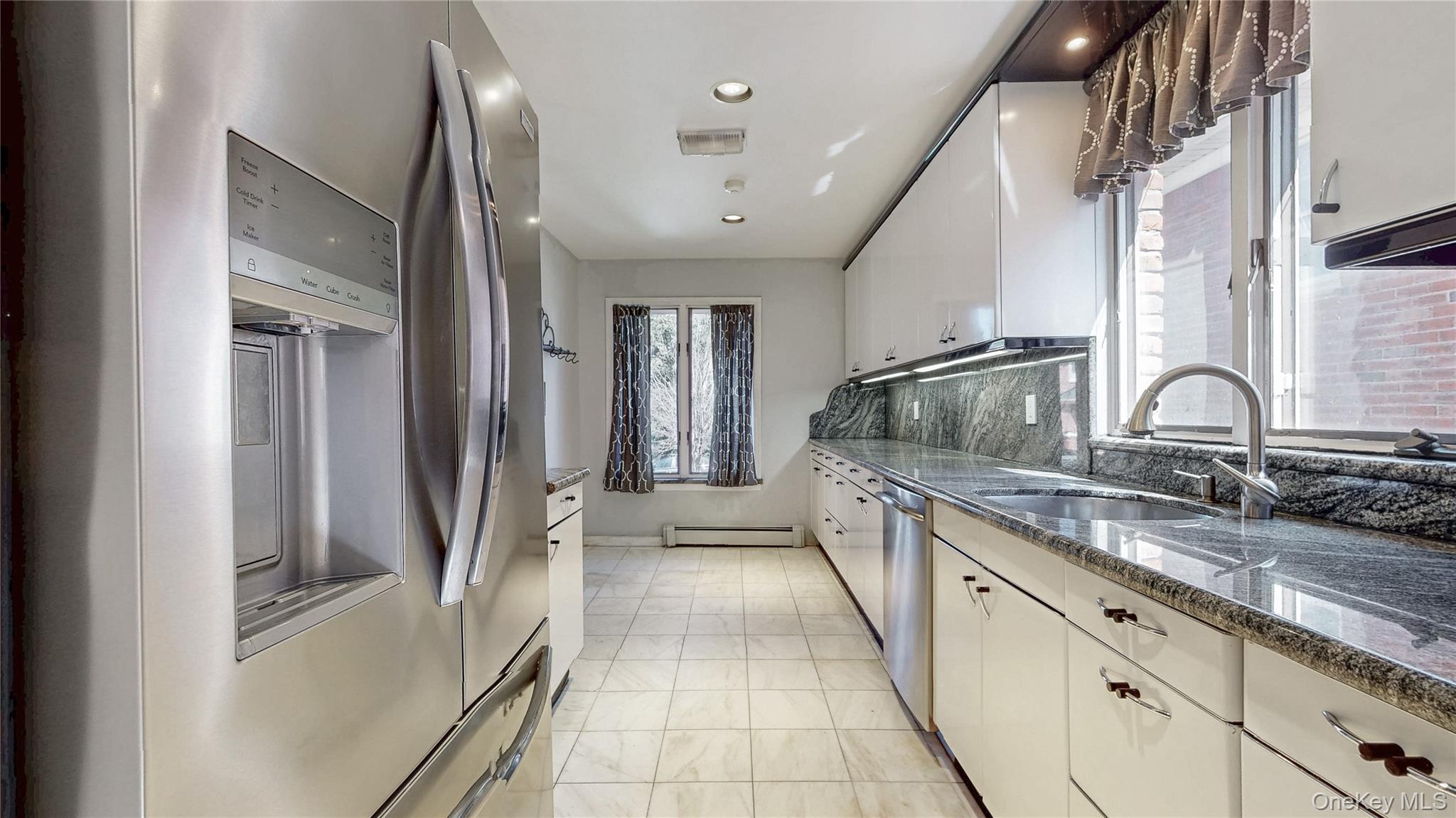 Single Family 29th Queens, NY 11360, MLS-910489-6