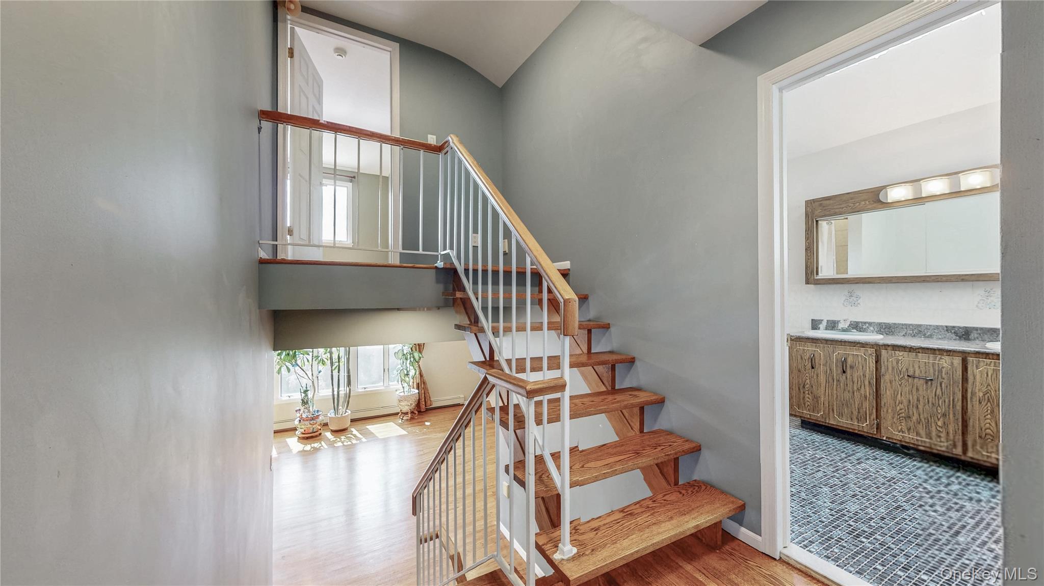 Single Family 29th Queens, NY 11360, MLS-910489-8