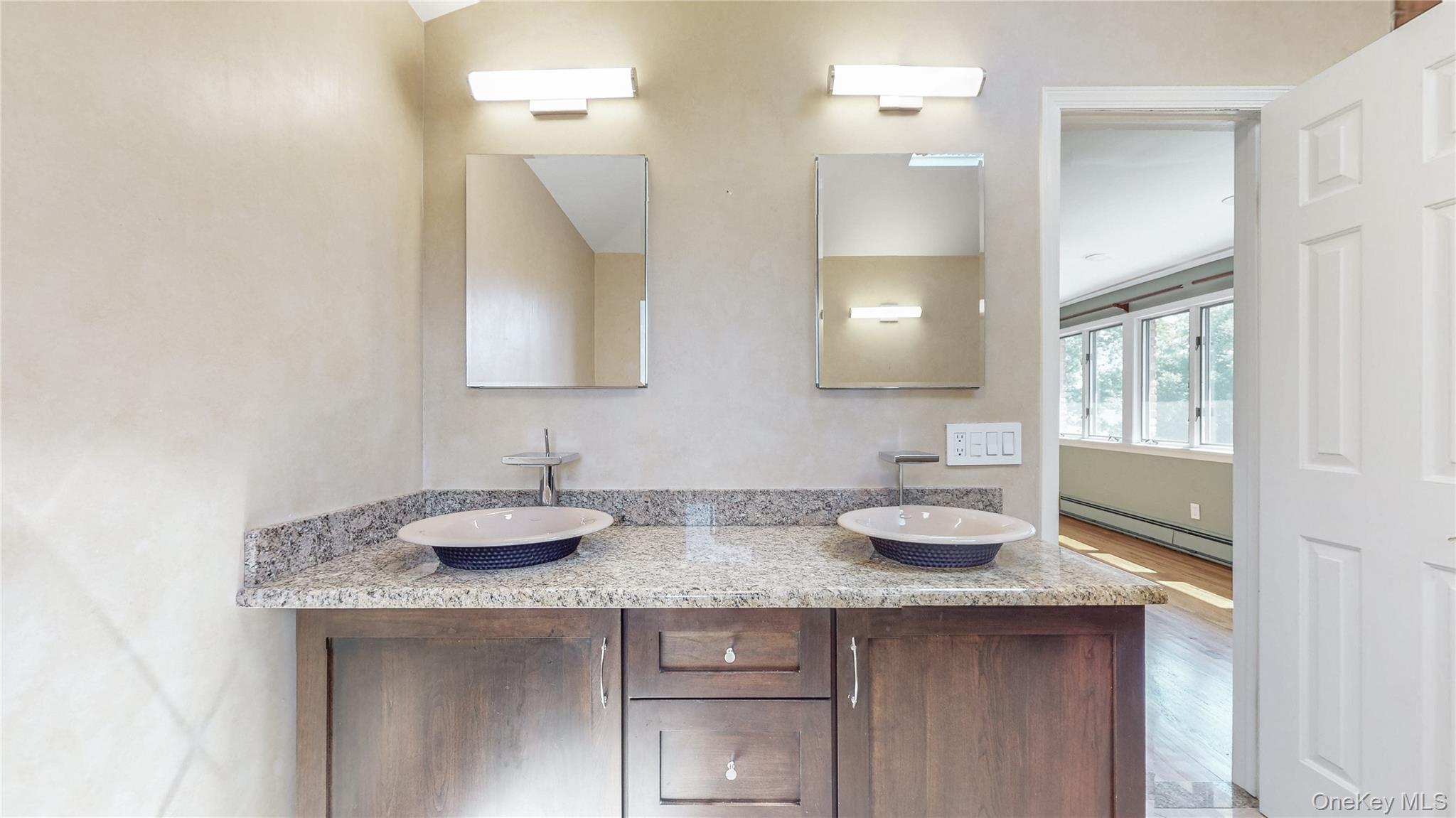 Single Family 29th Queens, NY 11360, MLS-910489-9