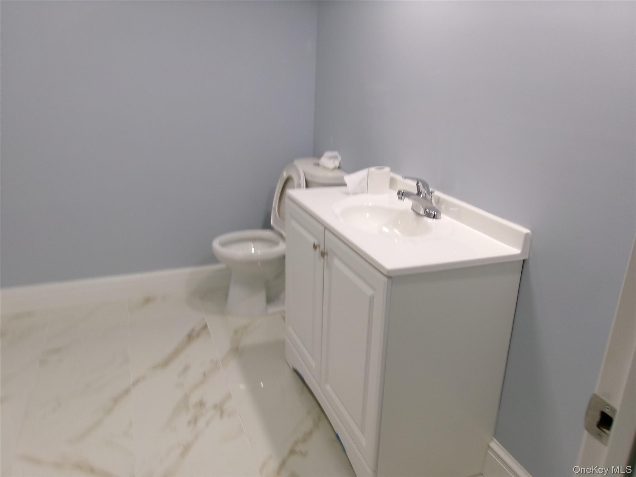 Single Family Spur  Suffolk County, NY 11751, MLS-910501-13