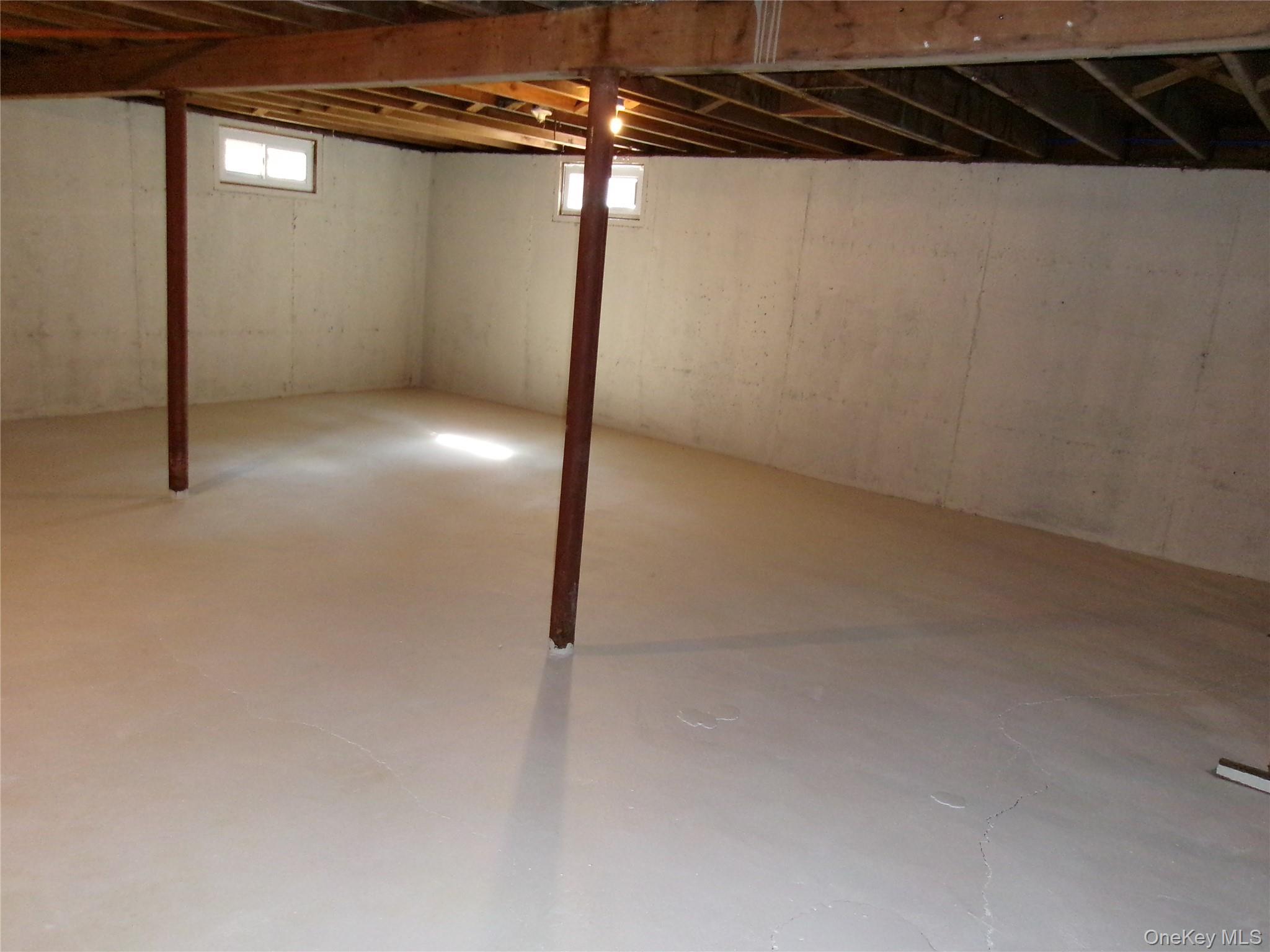 Single Family Spur  Suffolk County, NY 11751, MLS-910501-23