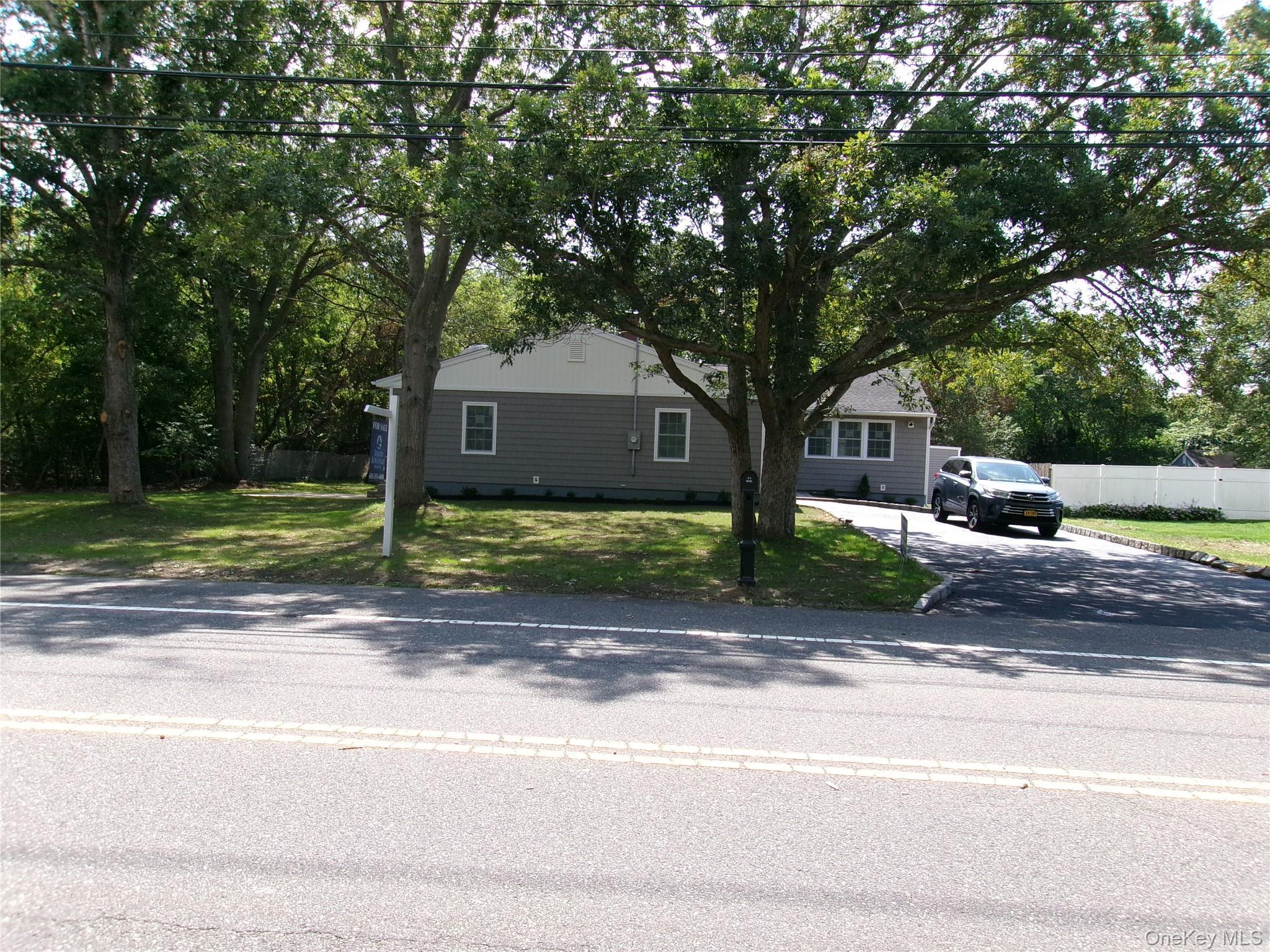 Single Family Spur  Suffolk County, NY 11751, MLS-910501-9