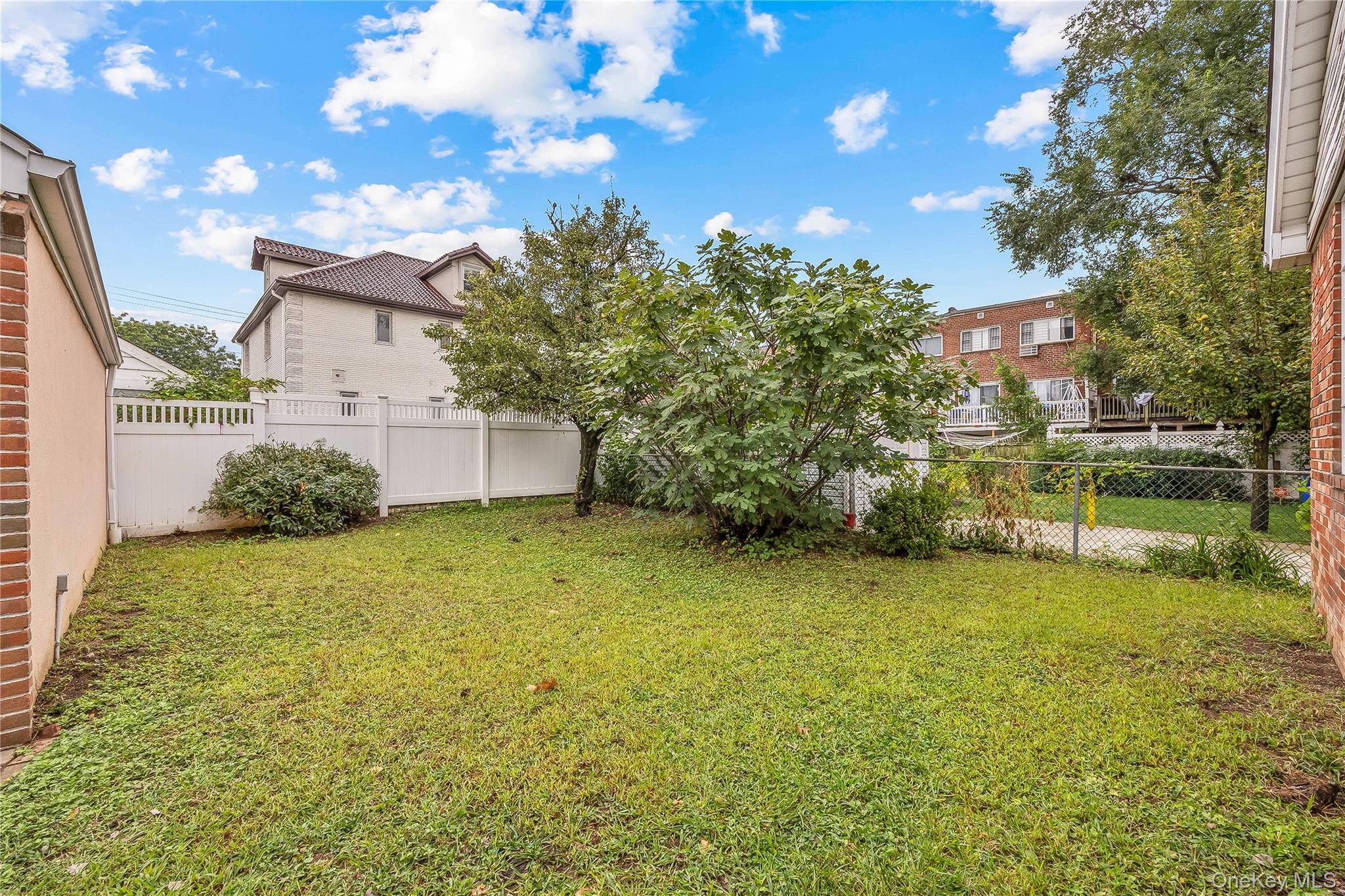 Single Family 261st Queens, NY 11004, MLS-910502-16