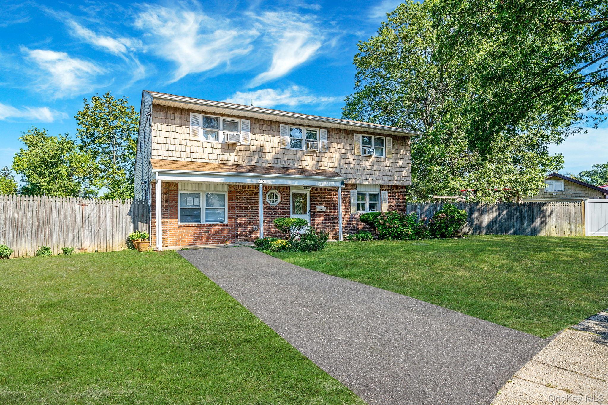 Single Family Caroline Suffolk County, NY 11703, MLS-910516-25