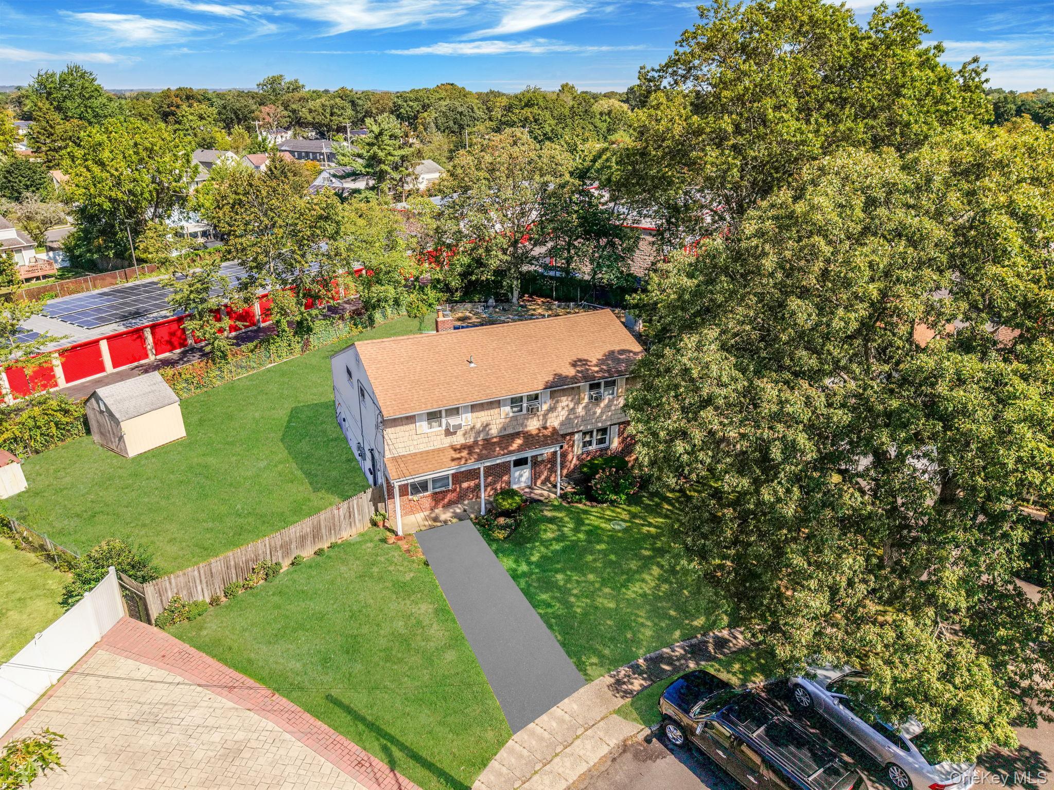 Single Family Caroline Suffolk County, NY 11703, MLS-910516-31