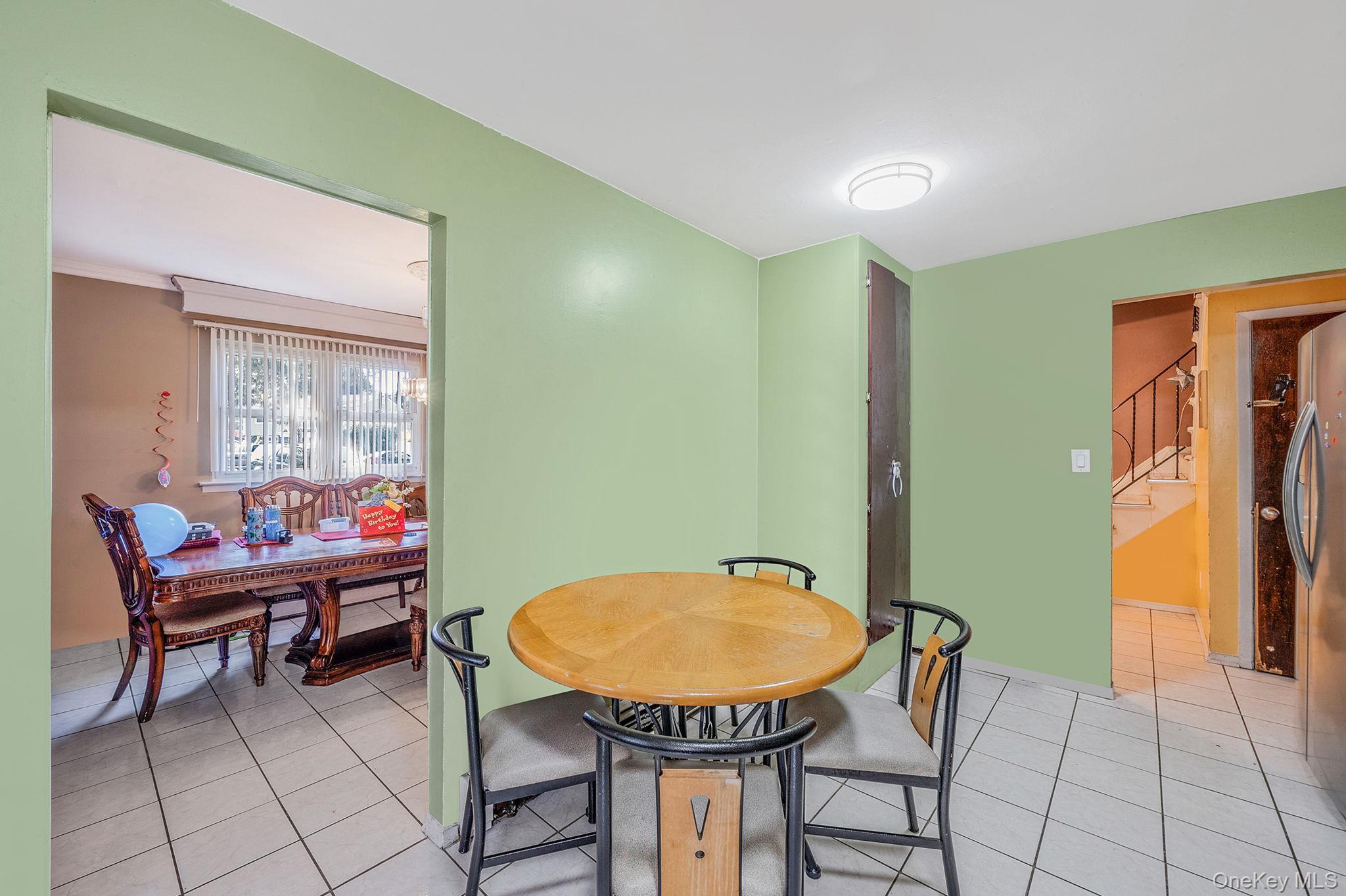 Single Family Caroline Suffolk County, NY 11703, MLS-910516-7