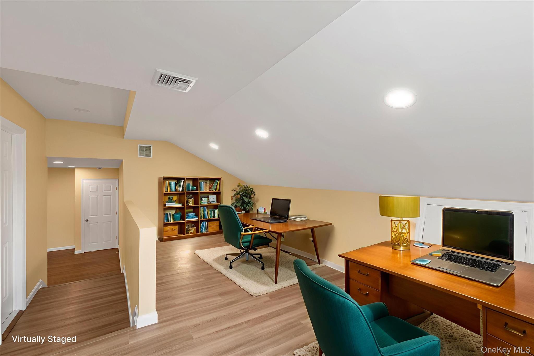 Single Family Wren  Suffolk County, NY 11768, MLS-910540-12