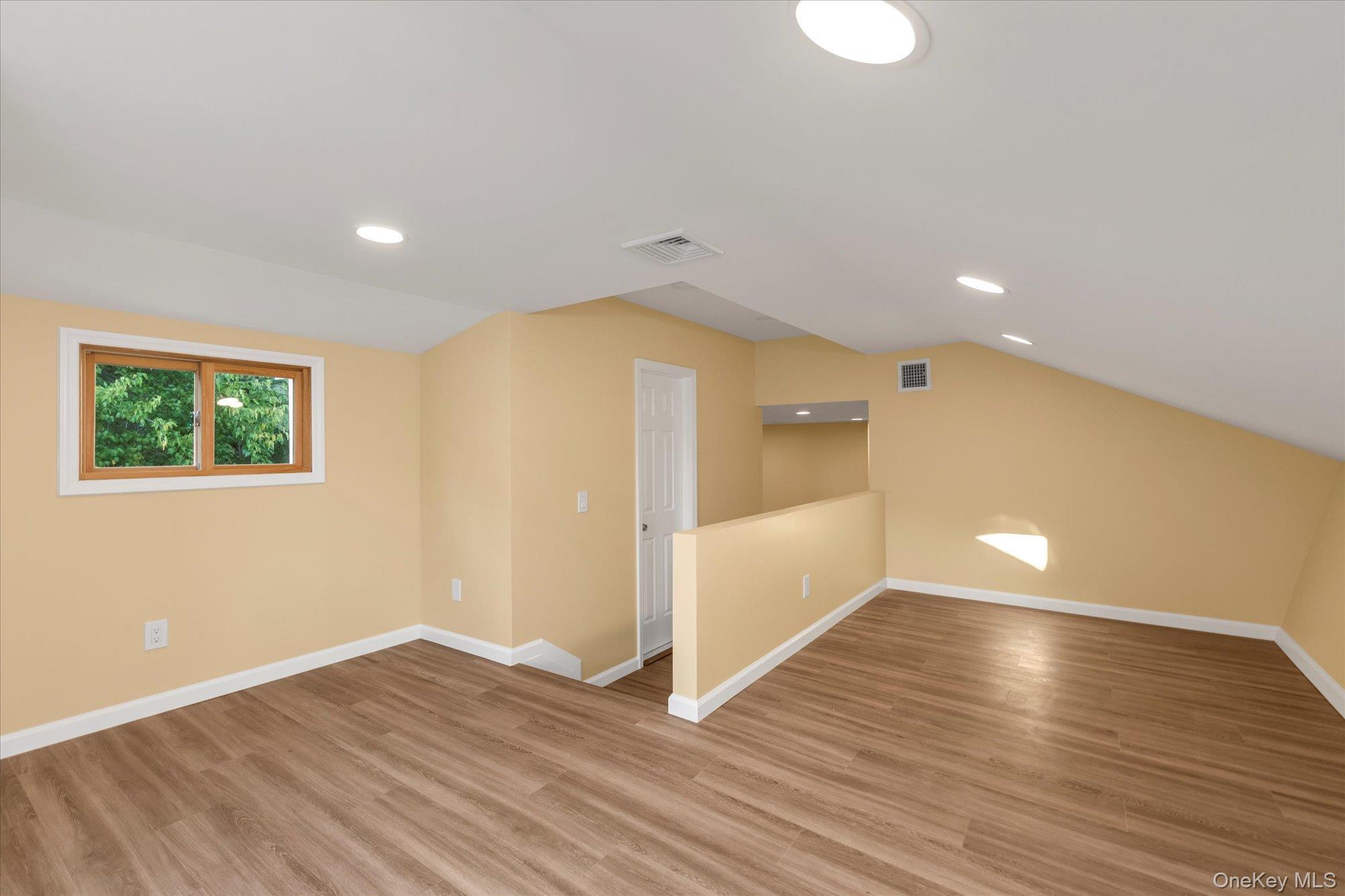 Single Family Wren  Suffolk County, NY 11768, MLS-910540-13