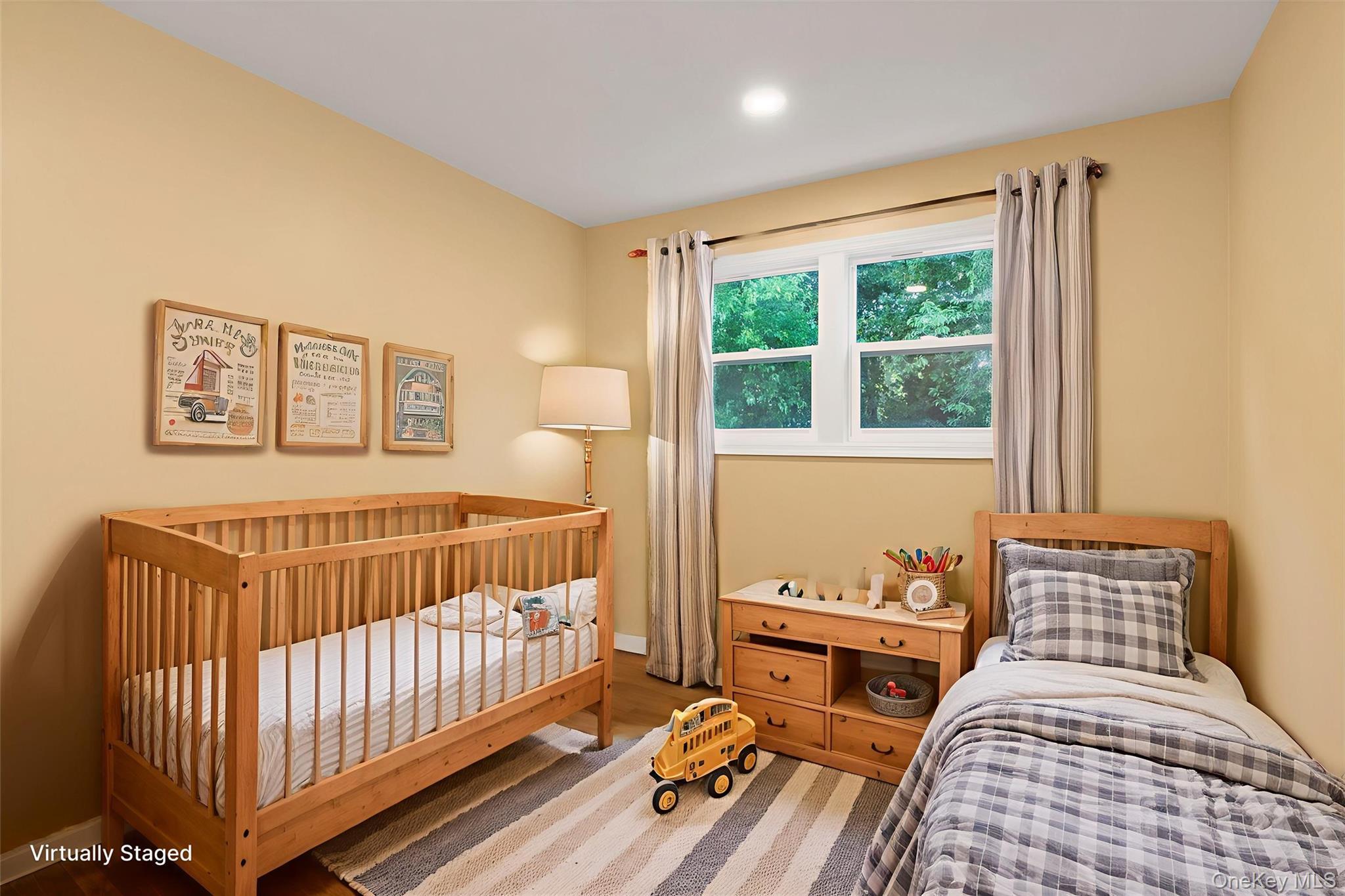 Single Family Wren  Suffolk County, NY 11768, MLS-910540-16