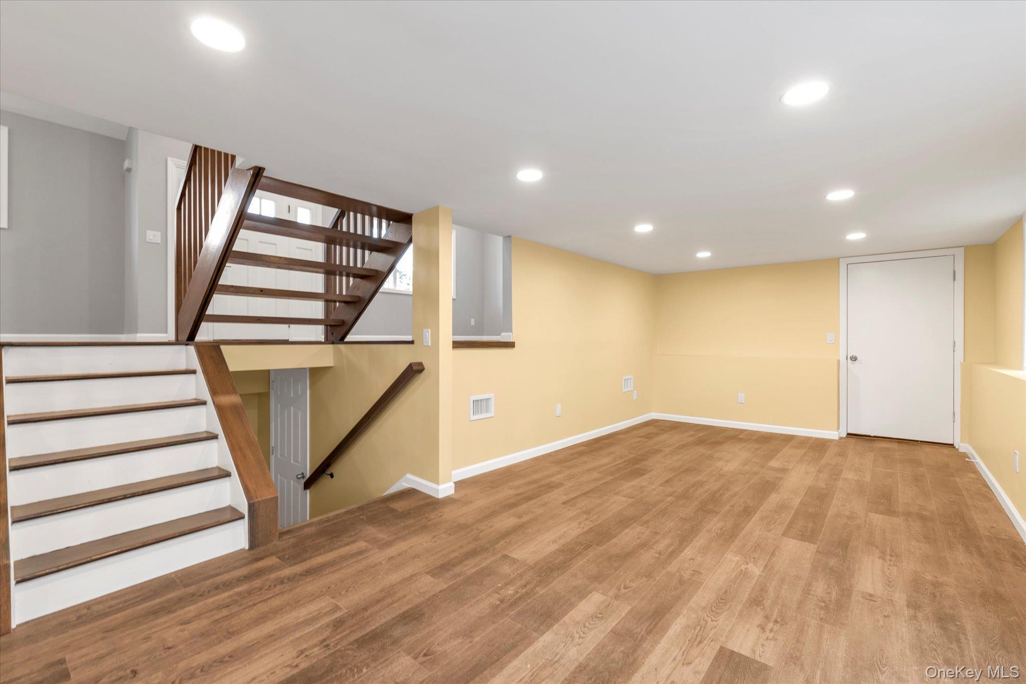 Single Family Wren  Suffolk County, NY 11768, MLS-910540-20