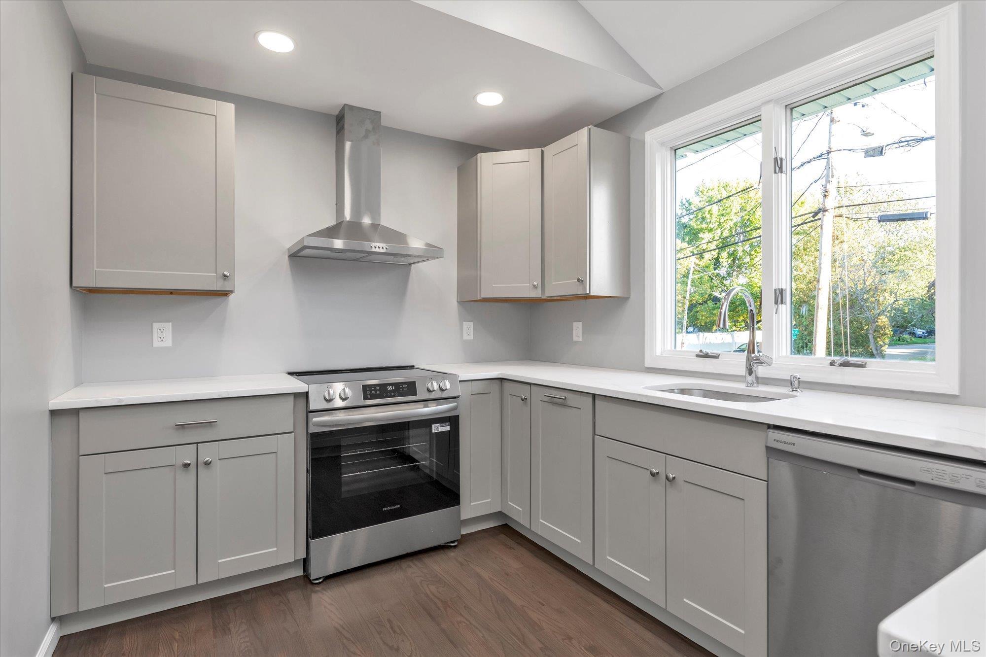 Single Family Wren  Suffolk County, NY 11768, MLS-910540-3