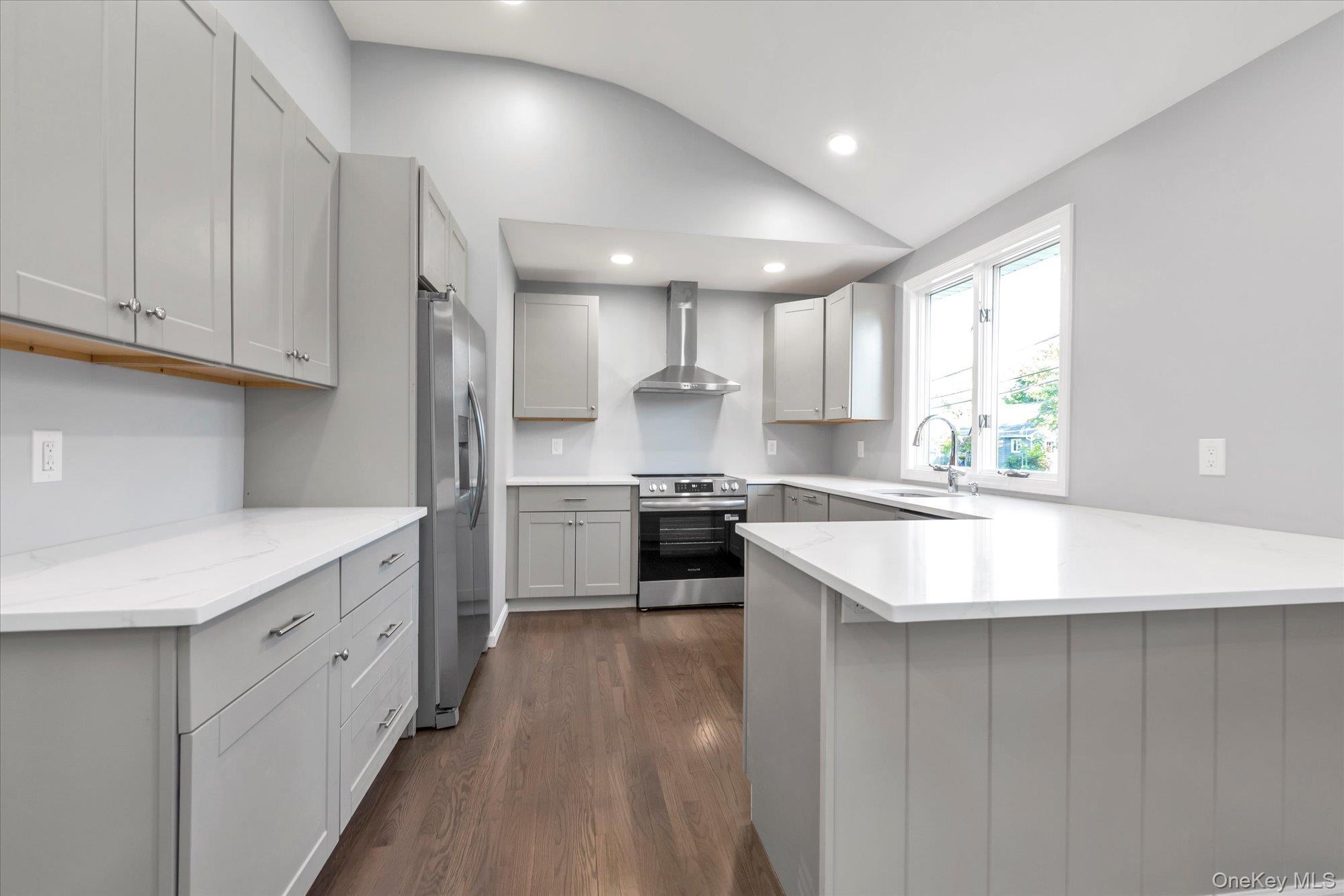 Single Family Wren  Suffolk County, NY 11768, MLS-910540-4