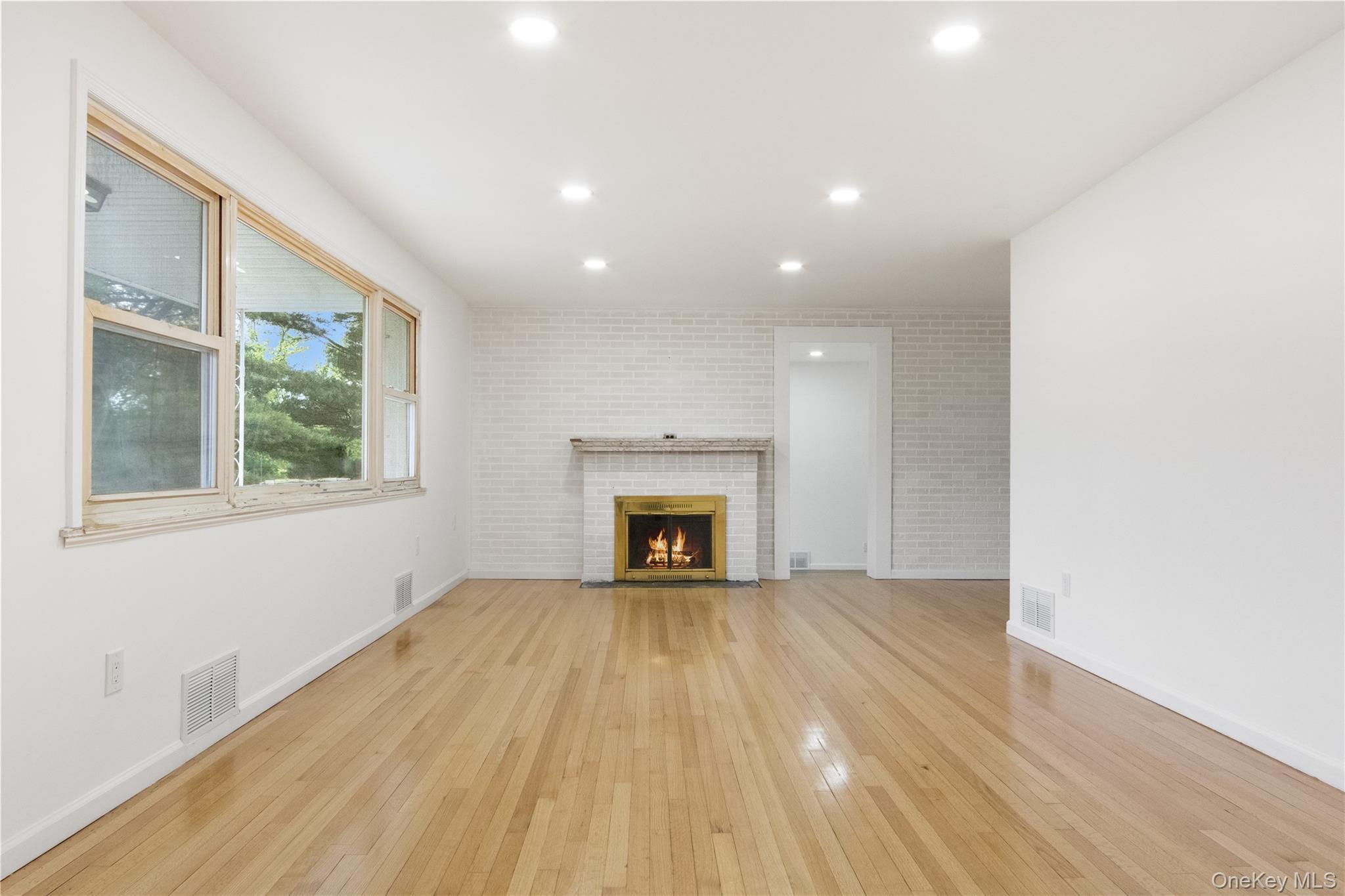 Single Family Queen Orange County, NY 12553, MLS-910542-22