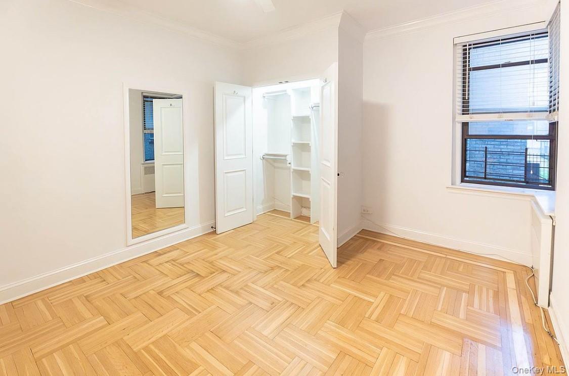 Condo 41st  Queens, NY 11104, MLS-910545-23