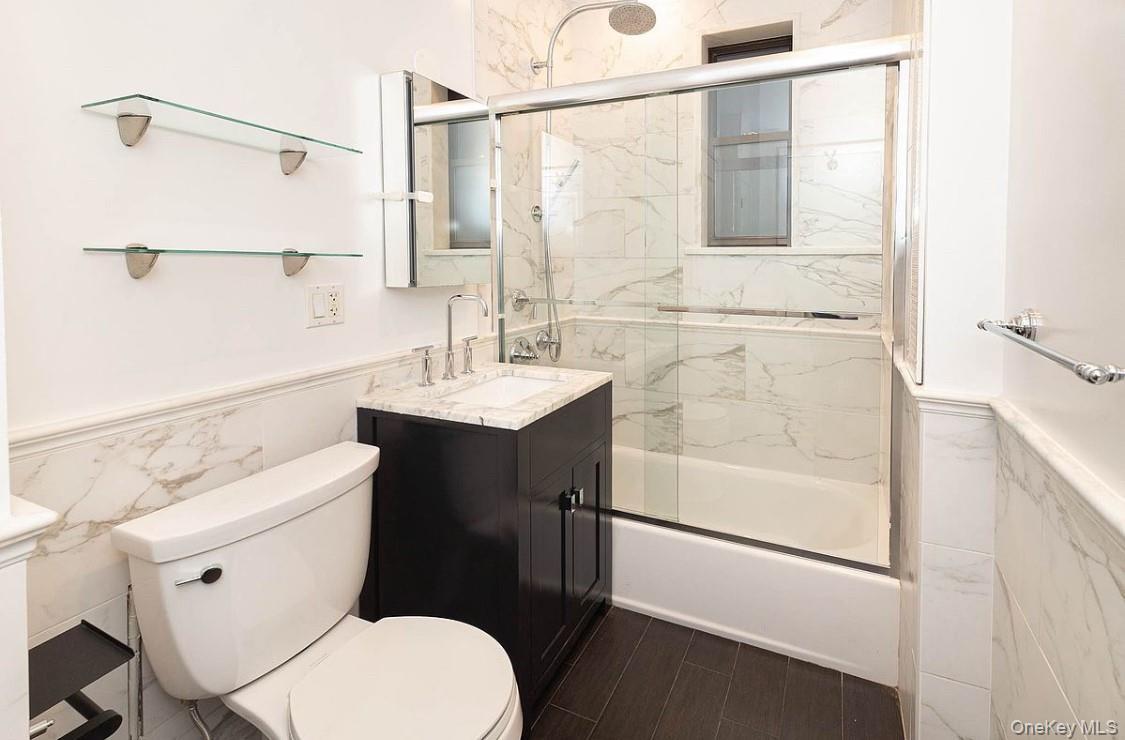 Condo 41st  Queens, NY 11104, MLS-910545-43