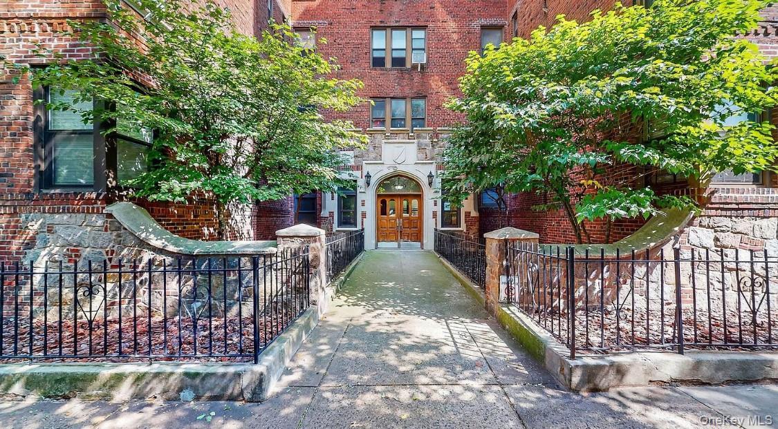 Condo 41st  Queens, NY 11104, MLS-910545-46