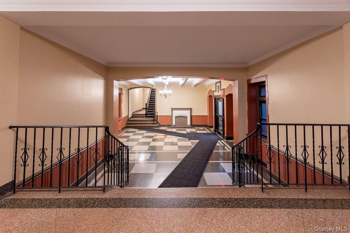 Condo 41st  Queens, NY 11104, MLS-910545-48