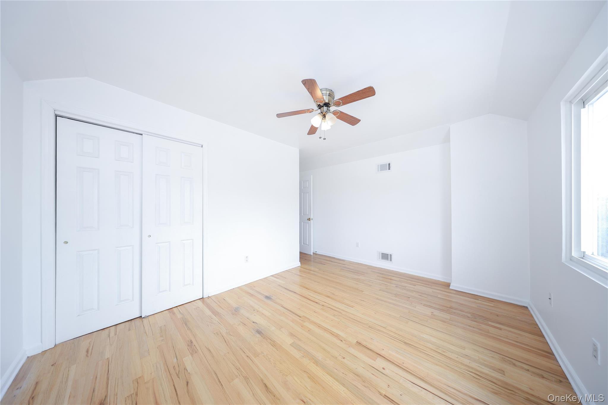 Single Family Kiswick  Staten Island, NY 10306, MLS-910548-16