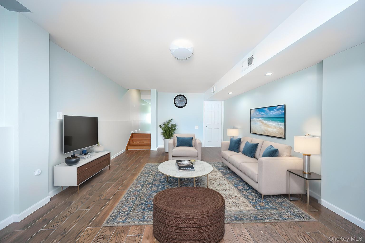 Single Family Kiswick  Staten Island, NY 10306, MLS-910548-20