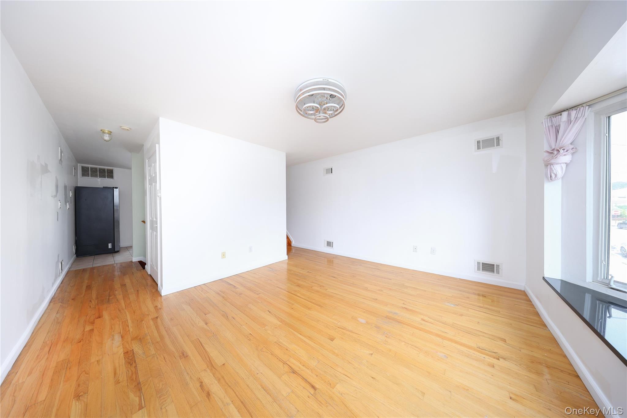 Single Family Kiswick  Staten Island, NY 10306, MLS-910548-4