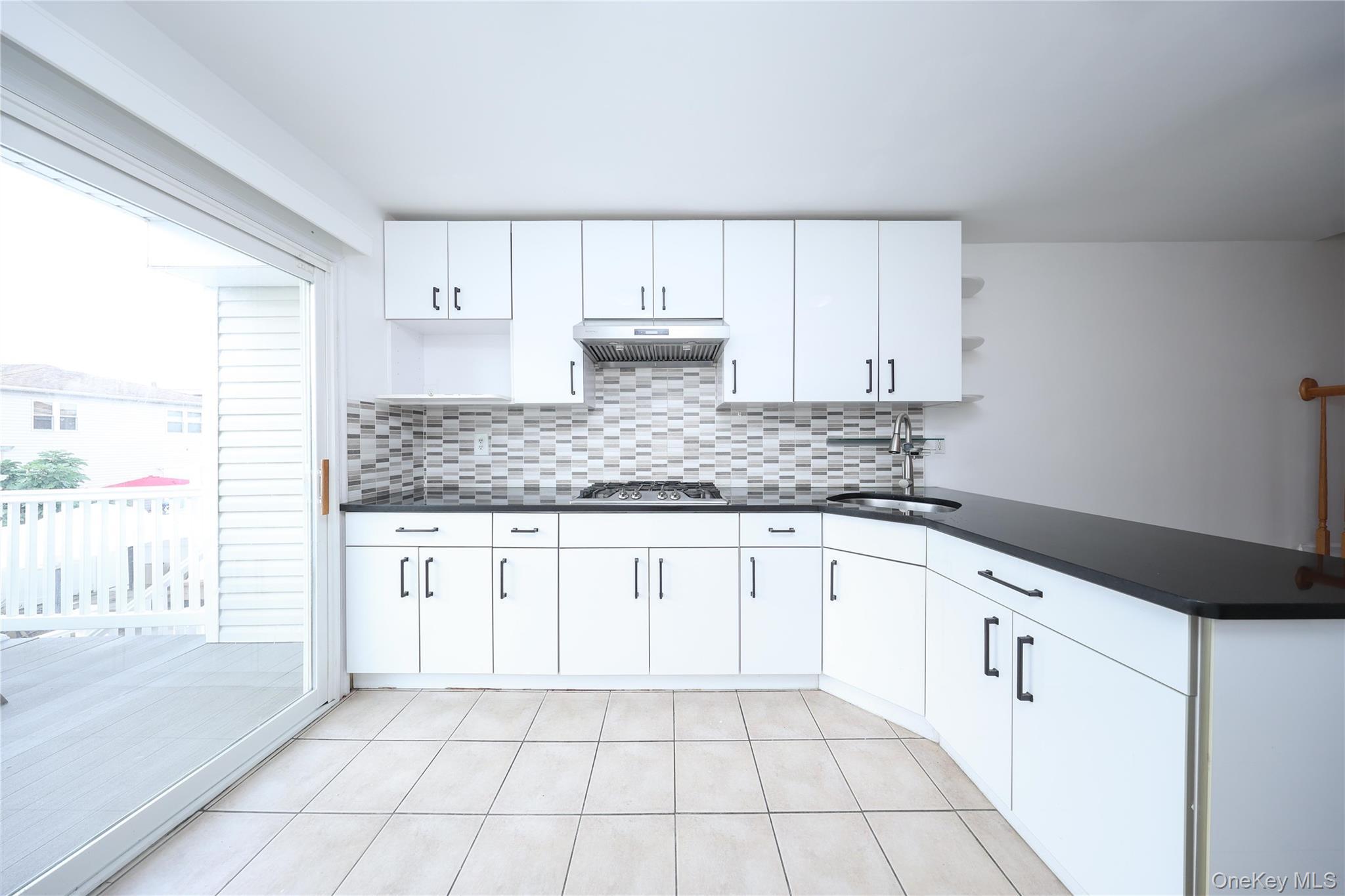 Single Family Kiswick  Staten Island, NY 10306, MLS-910548-8