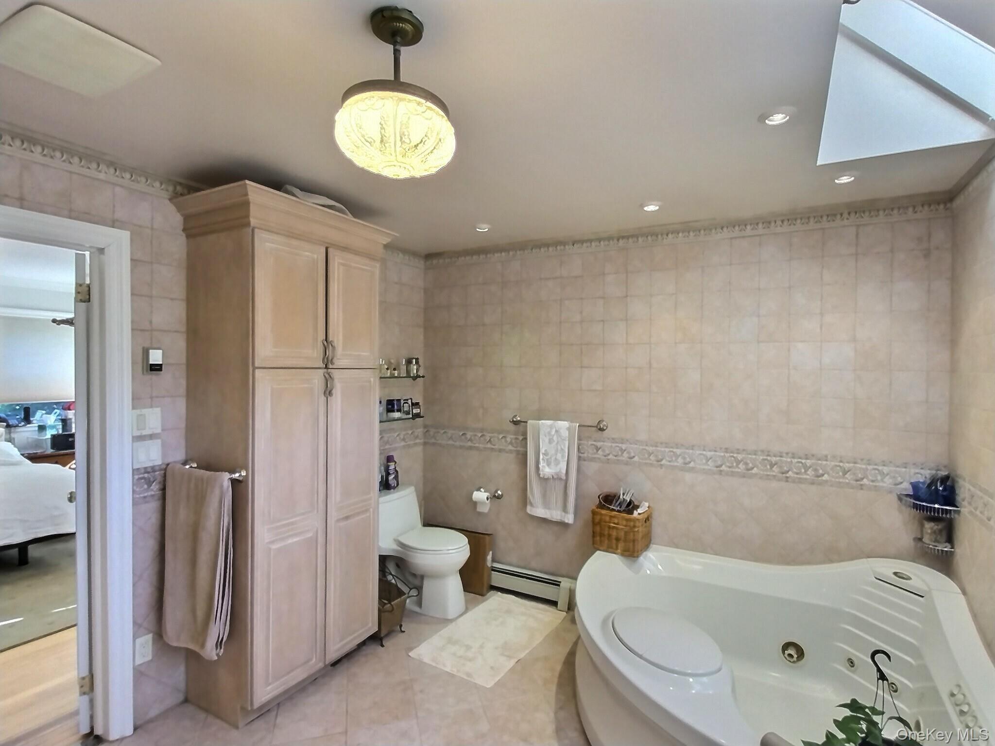 Single Family Susan Nassau County, NY 11552, MLS-910549-23