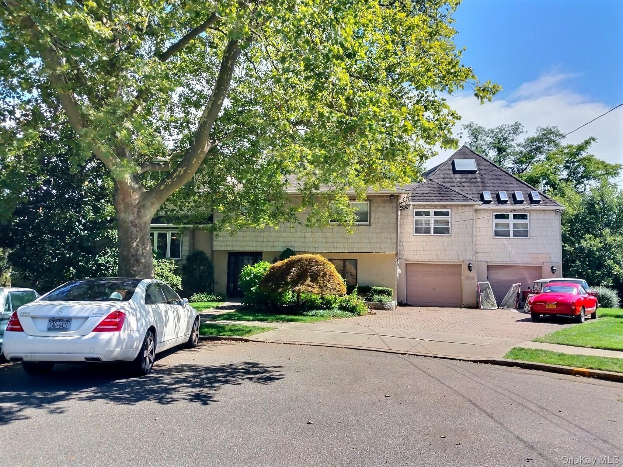 Single Family Susan Nassau County, NY 11552, MLS-910549-3